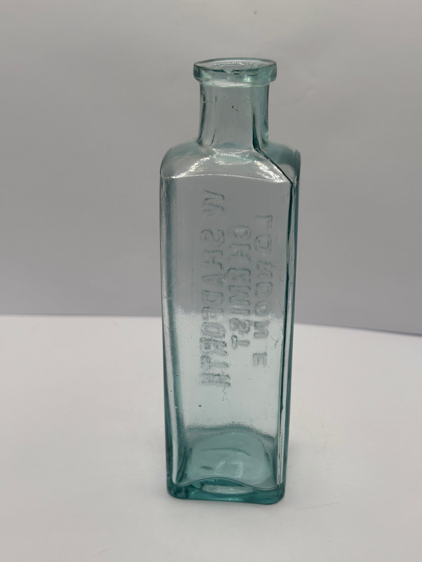 Old London chemist bottle, W.Shadforth chemist