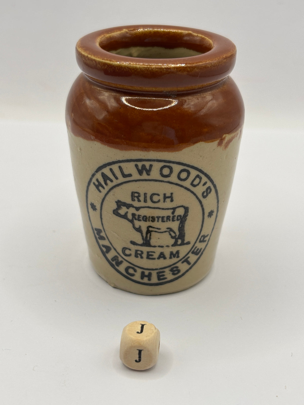 Old advertising cream pot, Hailwoods rich cream (J)
