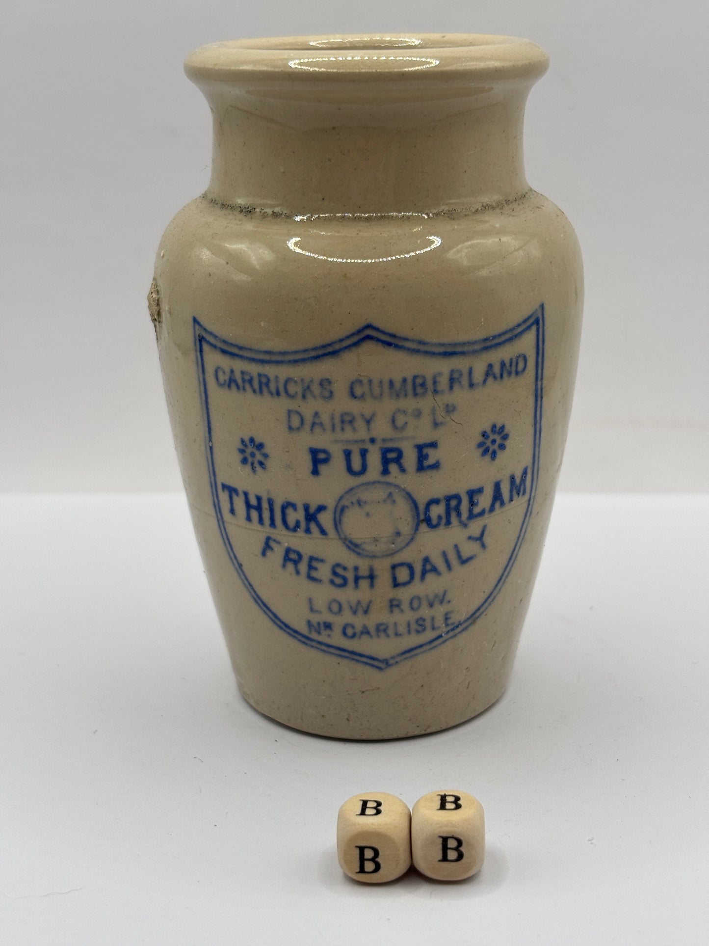 Old advertising cream pot, Carricks pure thick cream (BB)