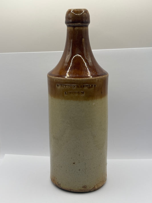 Old Lincoln stoneware bottle. porter. Whitton & ashley