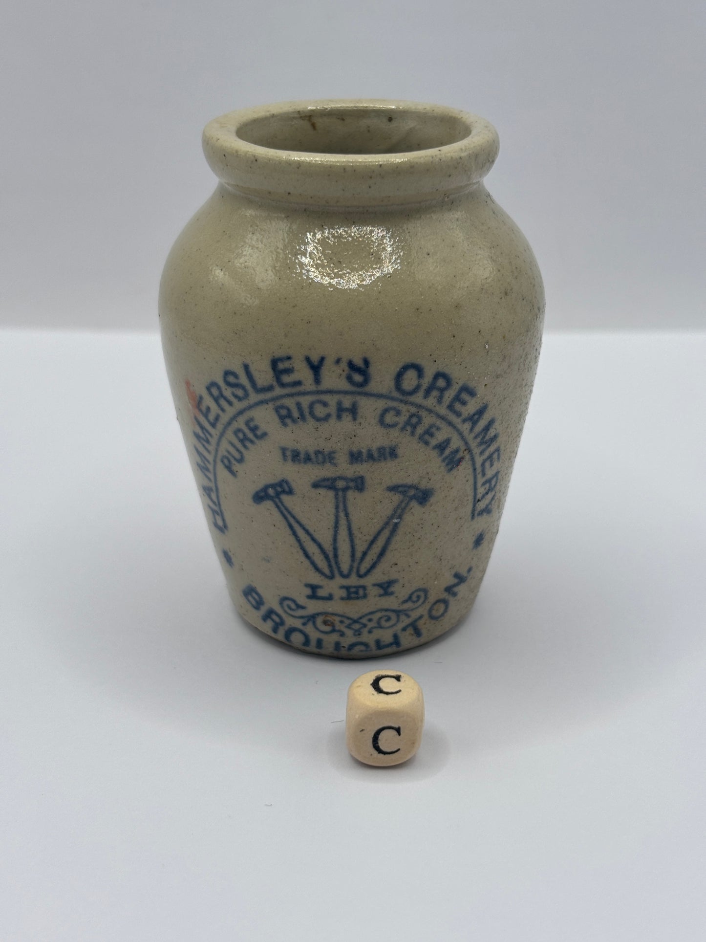 Old Manchester advertising cream, Hammersley’s creamery (c) hairline