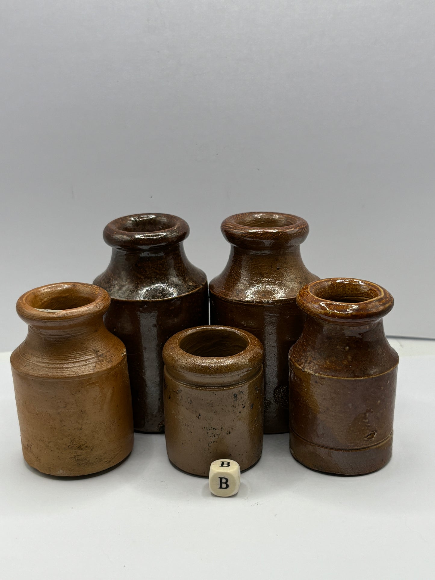 5 old brown stoneware pots (B)