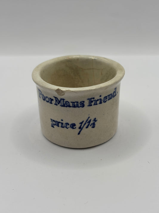 Old small advertising ointment pot, Dr Roberts poor mans friend