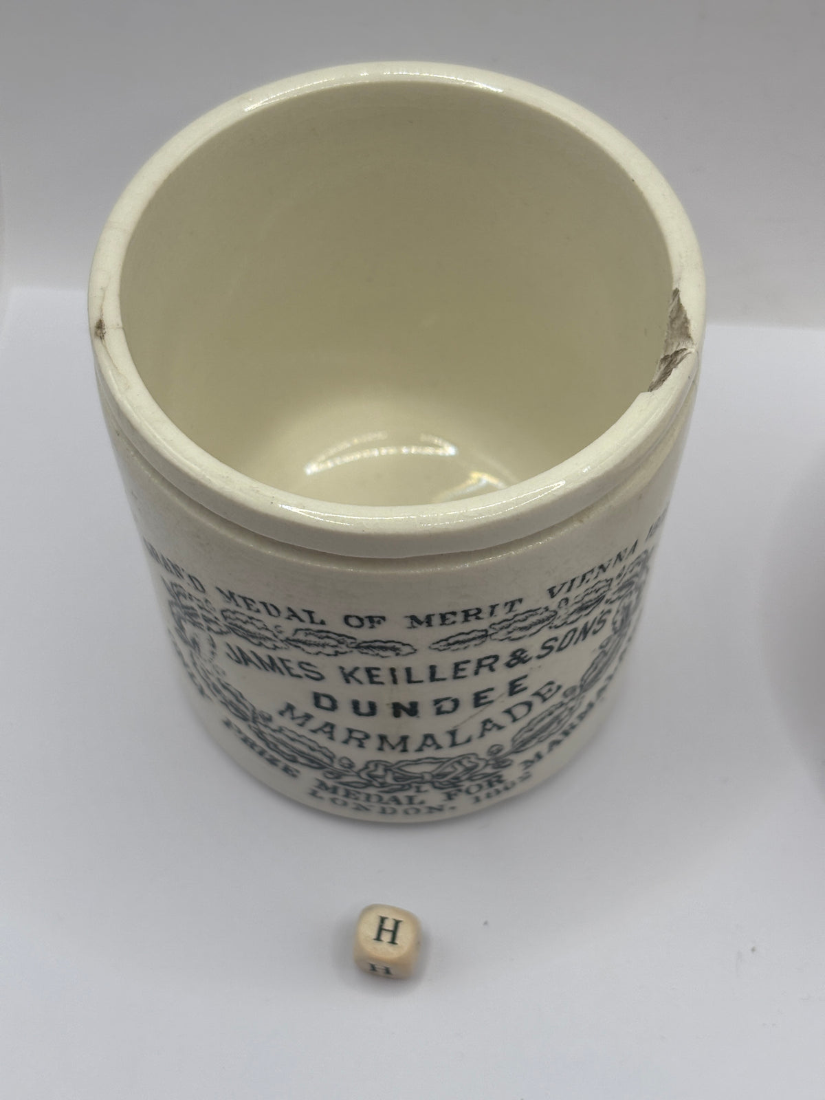 Old 1lb stoneware marmalade pot, James Keiller Dundee marmalade (H)