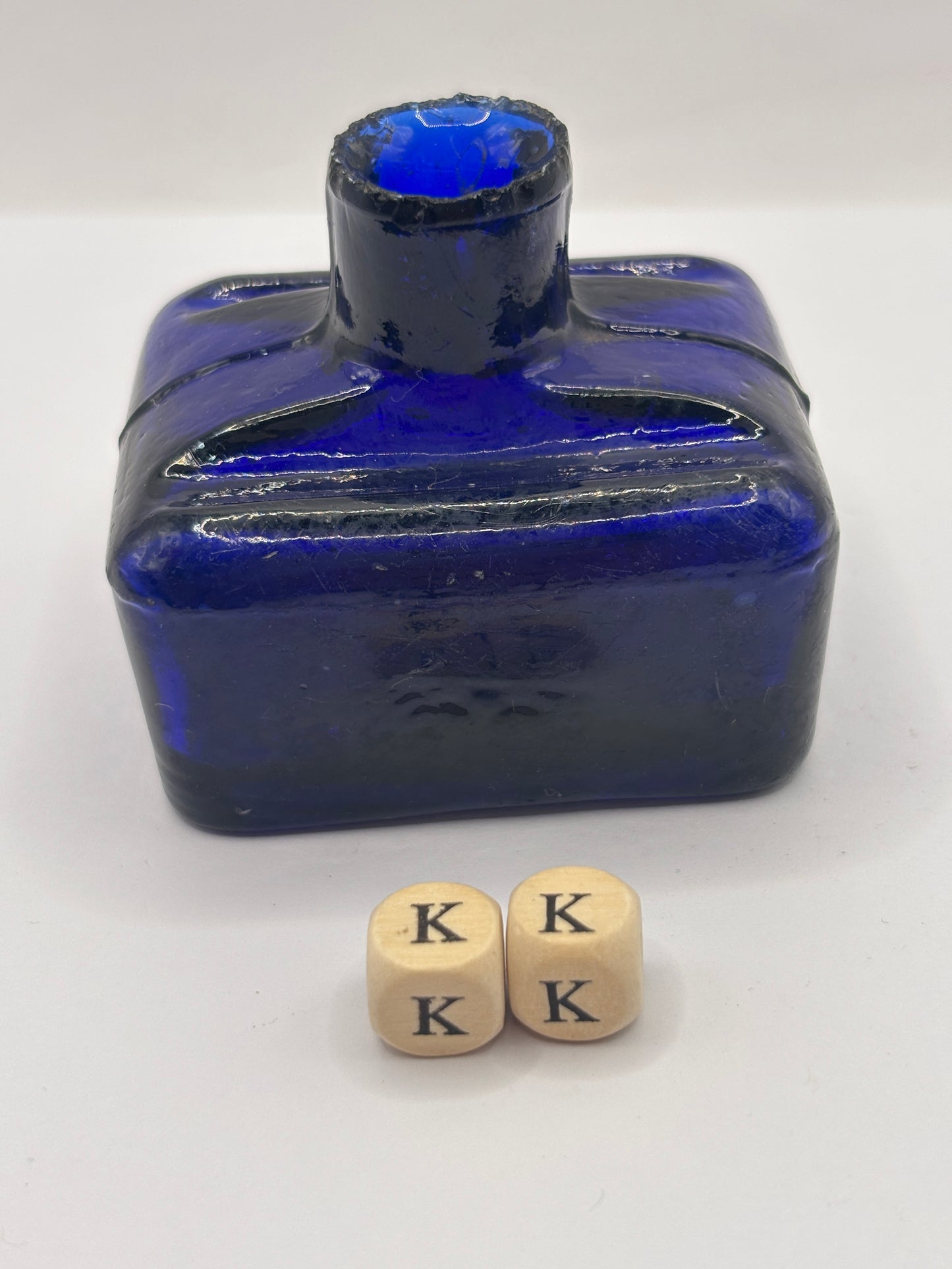 Old cobalt blue glass ink bottle, inkwell (KK)