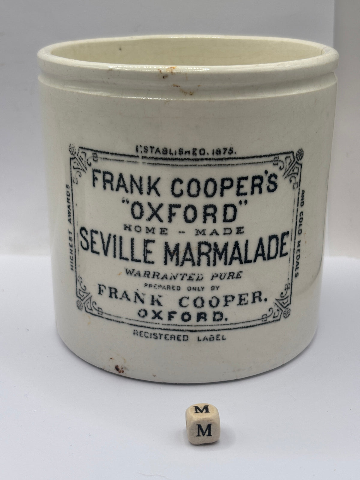 Old 2lb stoneware marmalade pot, Frank Coopers. Hairline (m)