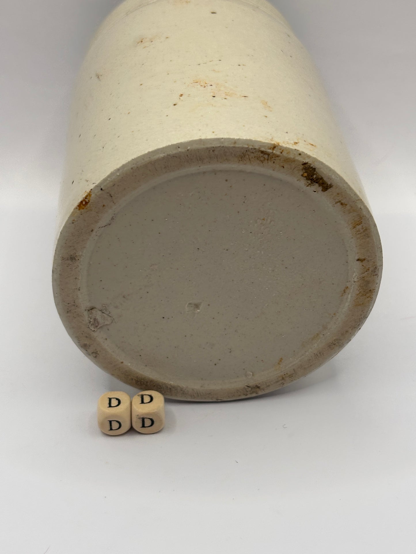 Old 2lb rolled top stoneware jam pot (DD)