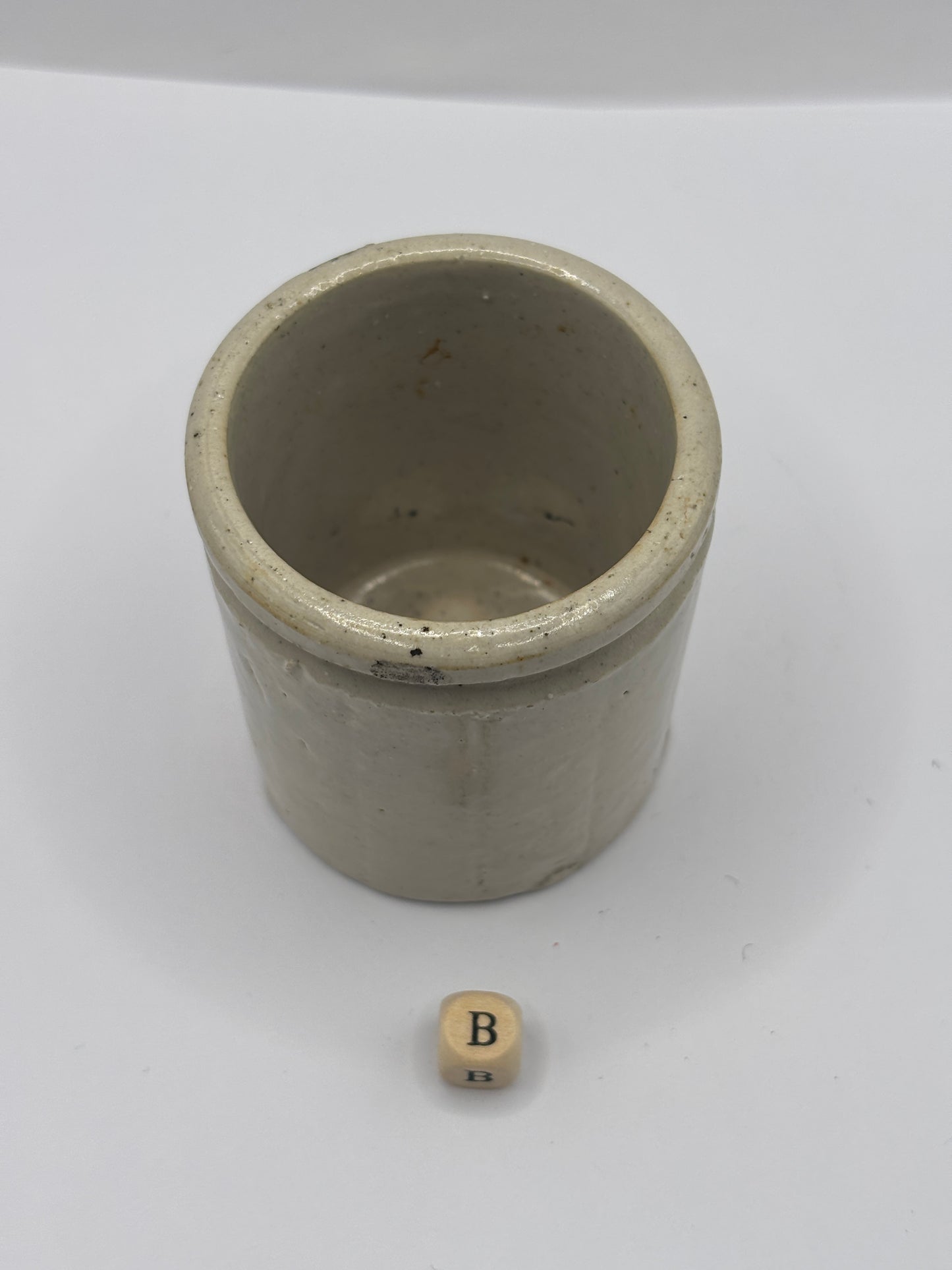 Old mini ribbed stoneware jam pot (B)