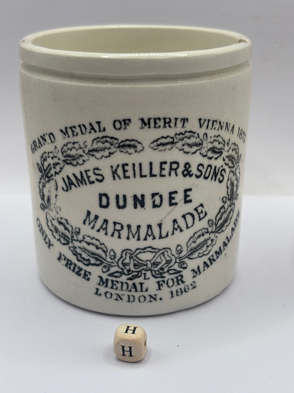 Old 1lb stoneware marmalade pot, James Keiller Dundee marmalade (H)