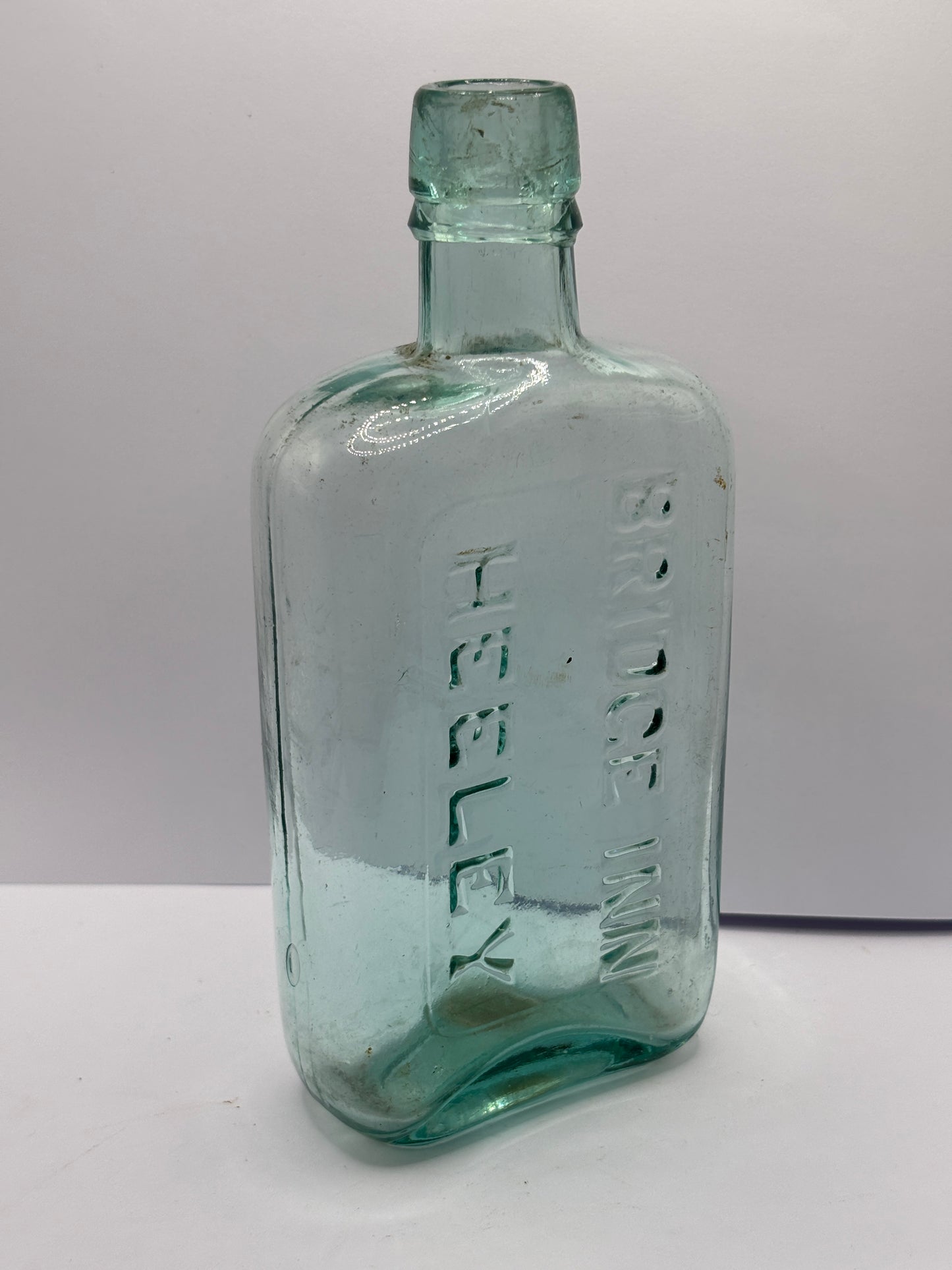 Old glass flask, Bridge inn Heeley