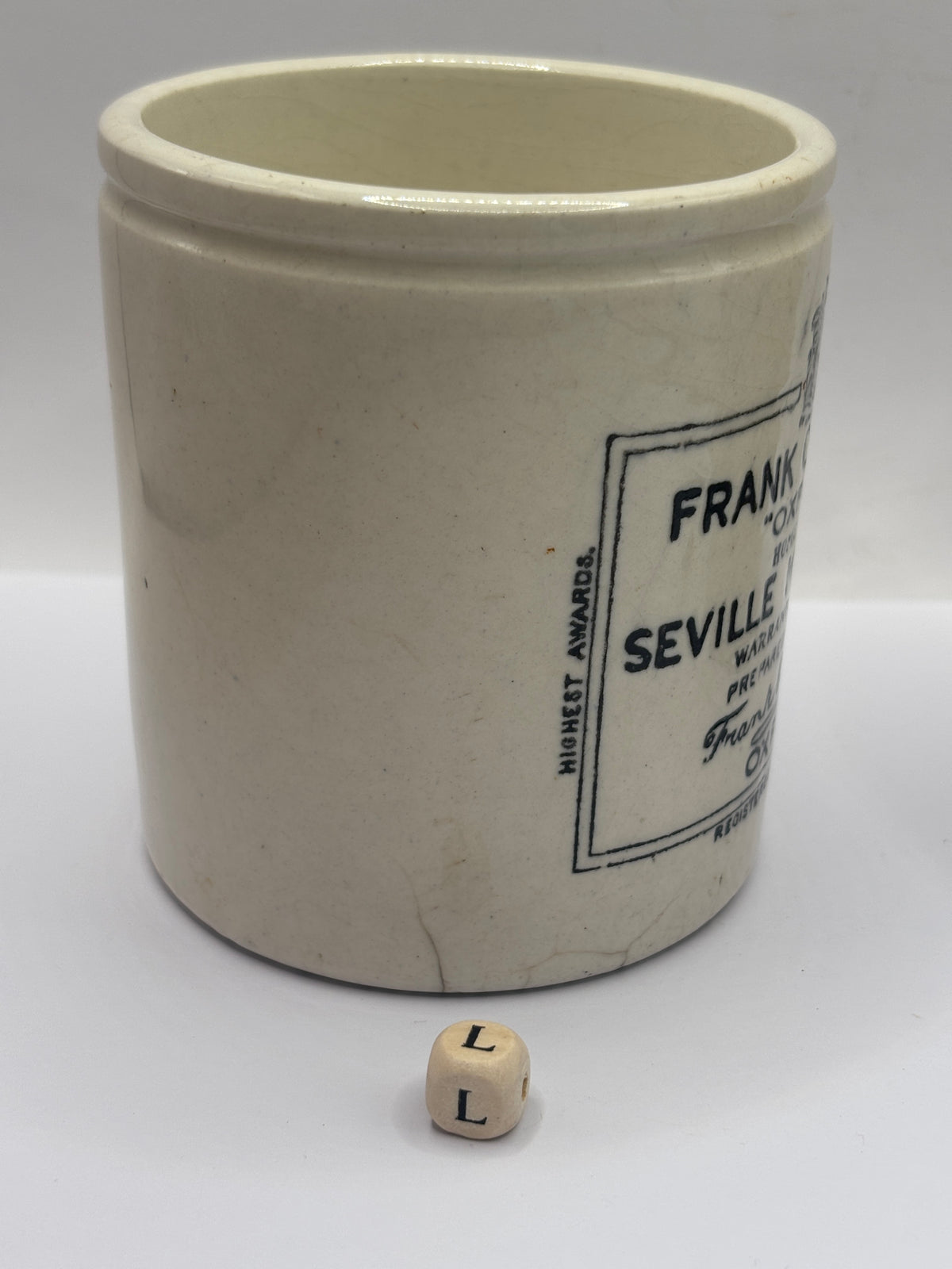 Old 1lb stoneware marmalade pot, Frank Coopers. Hairline (L)