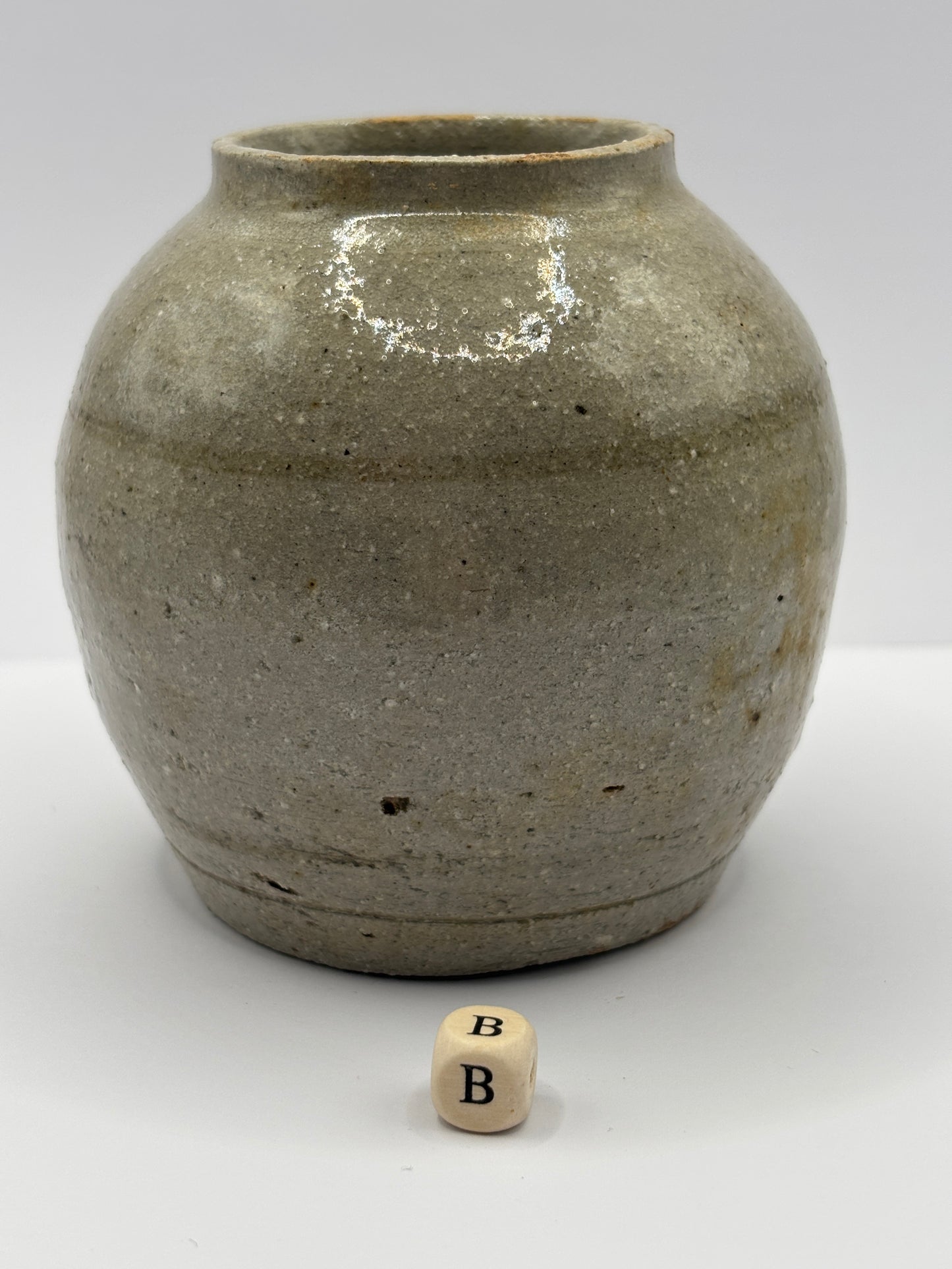 Old stoneware ginger jar (B)