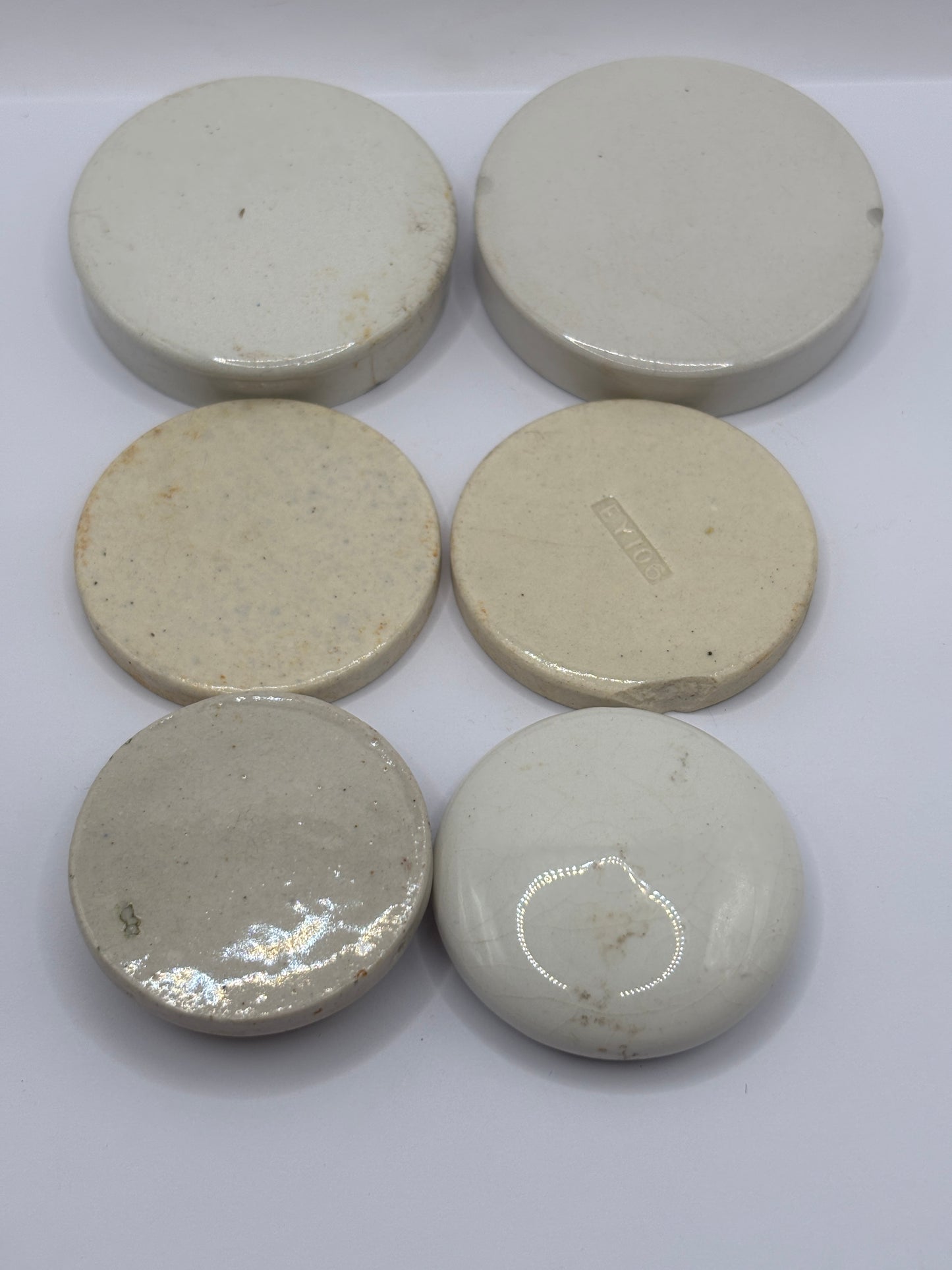 5 stoneware lids, stacking lids