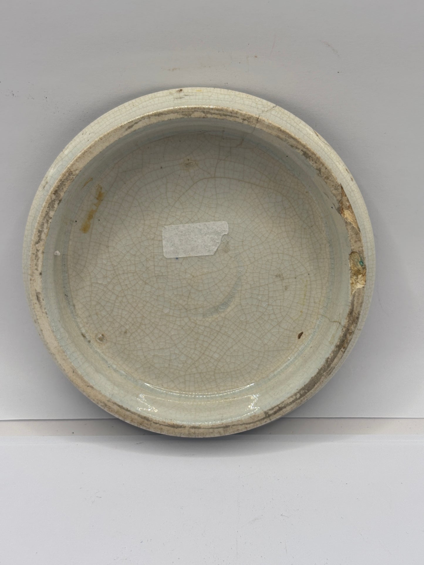 Old Prattware lid, The room in which Shakespeare was born