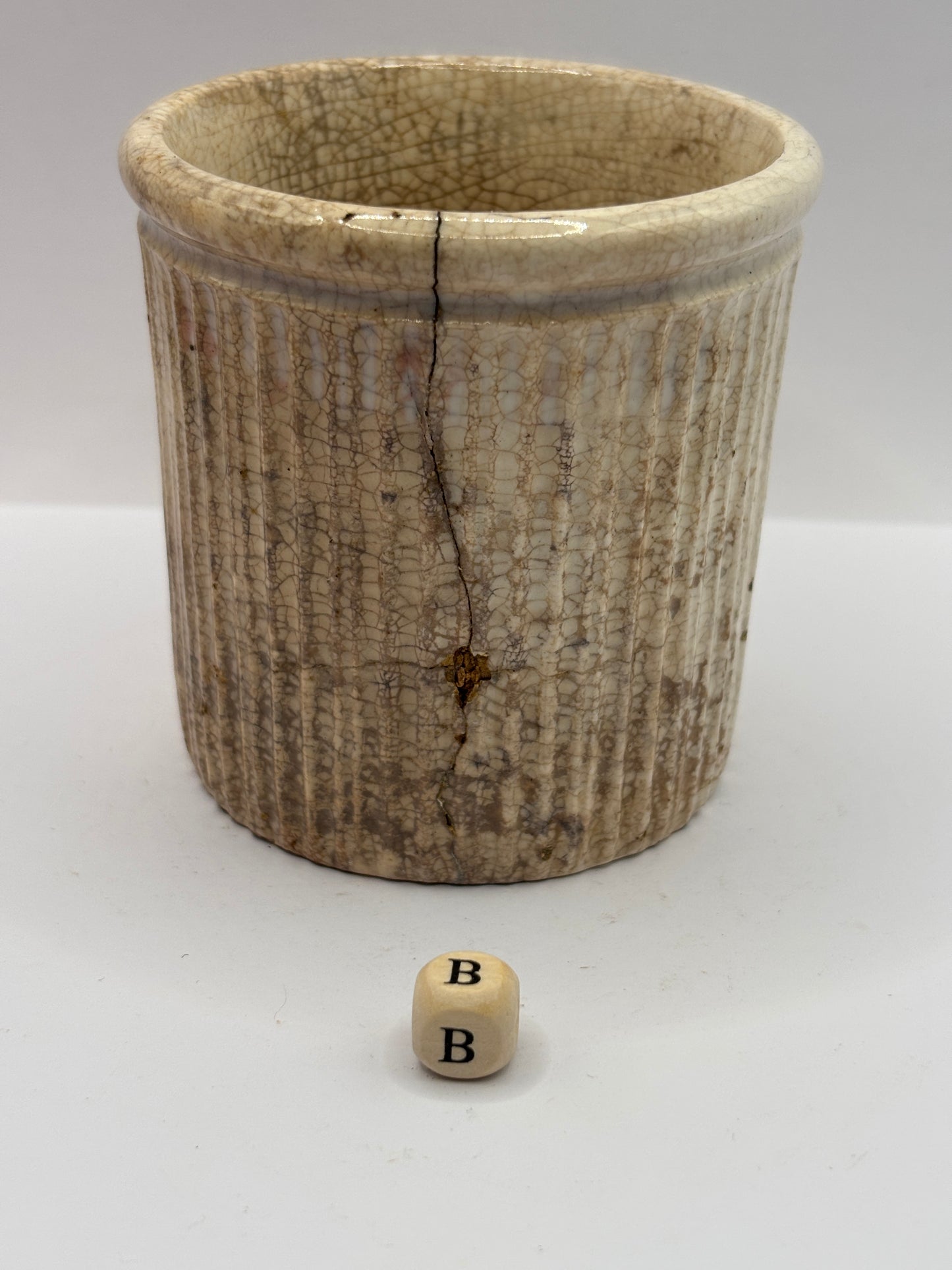 Early ribbed stoneware jam & marmalade pot (B)