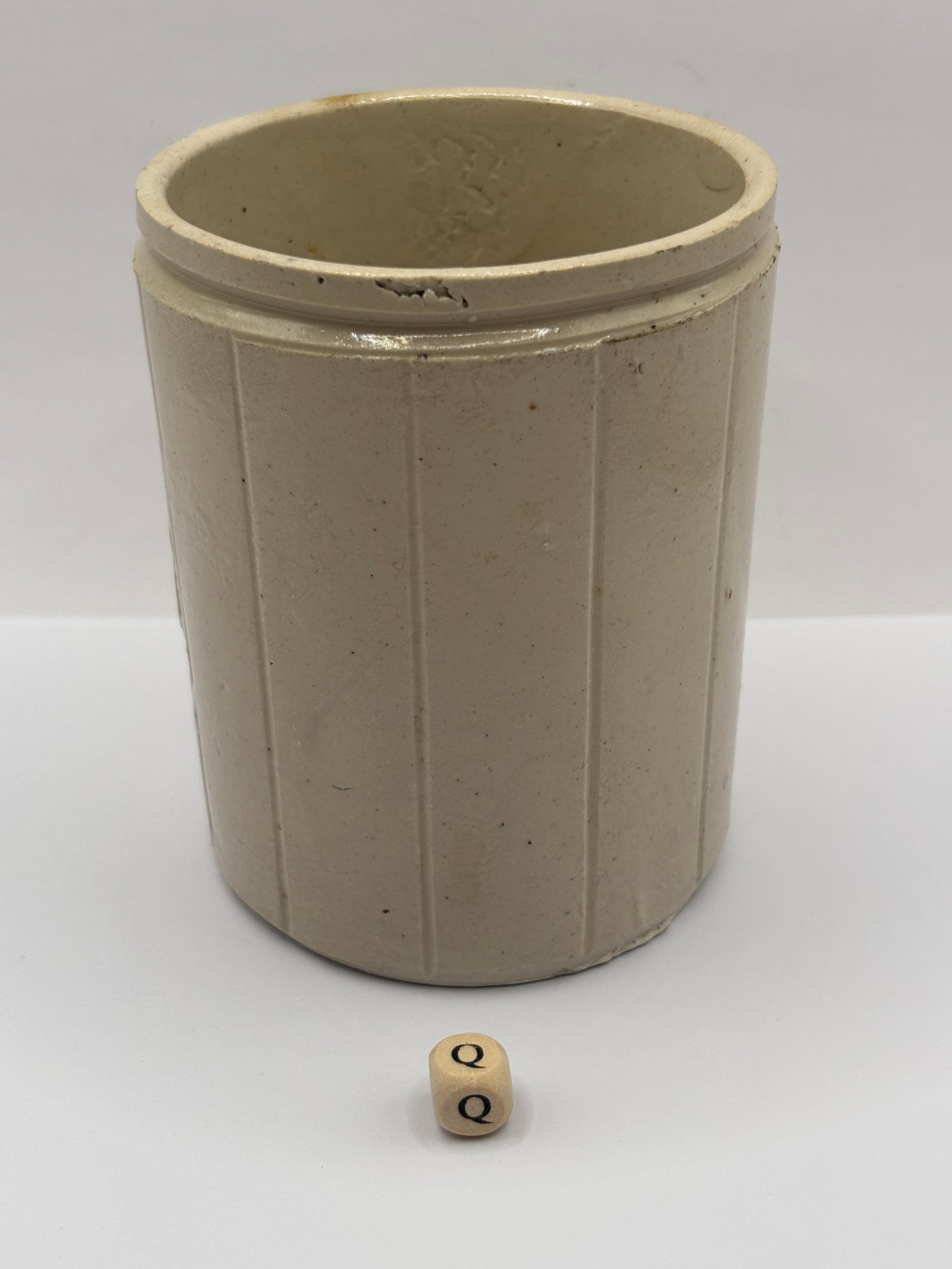 Old 1lb ribbed stoneware jam pot (Q)Hartleys