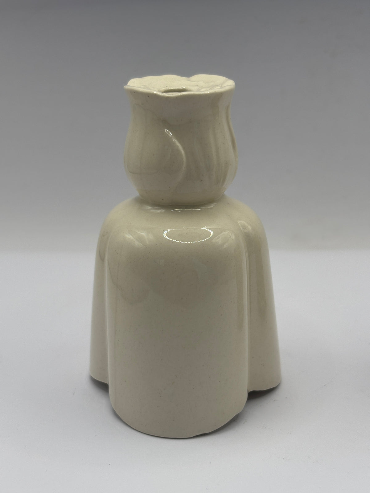 Old stoneware pie funnel, Tulip