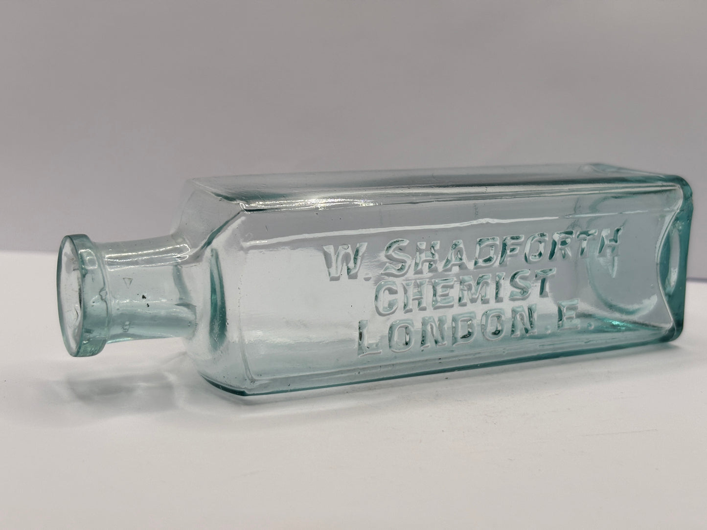 Old London chemist bottle, W.Shadforth chemist