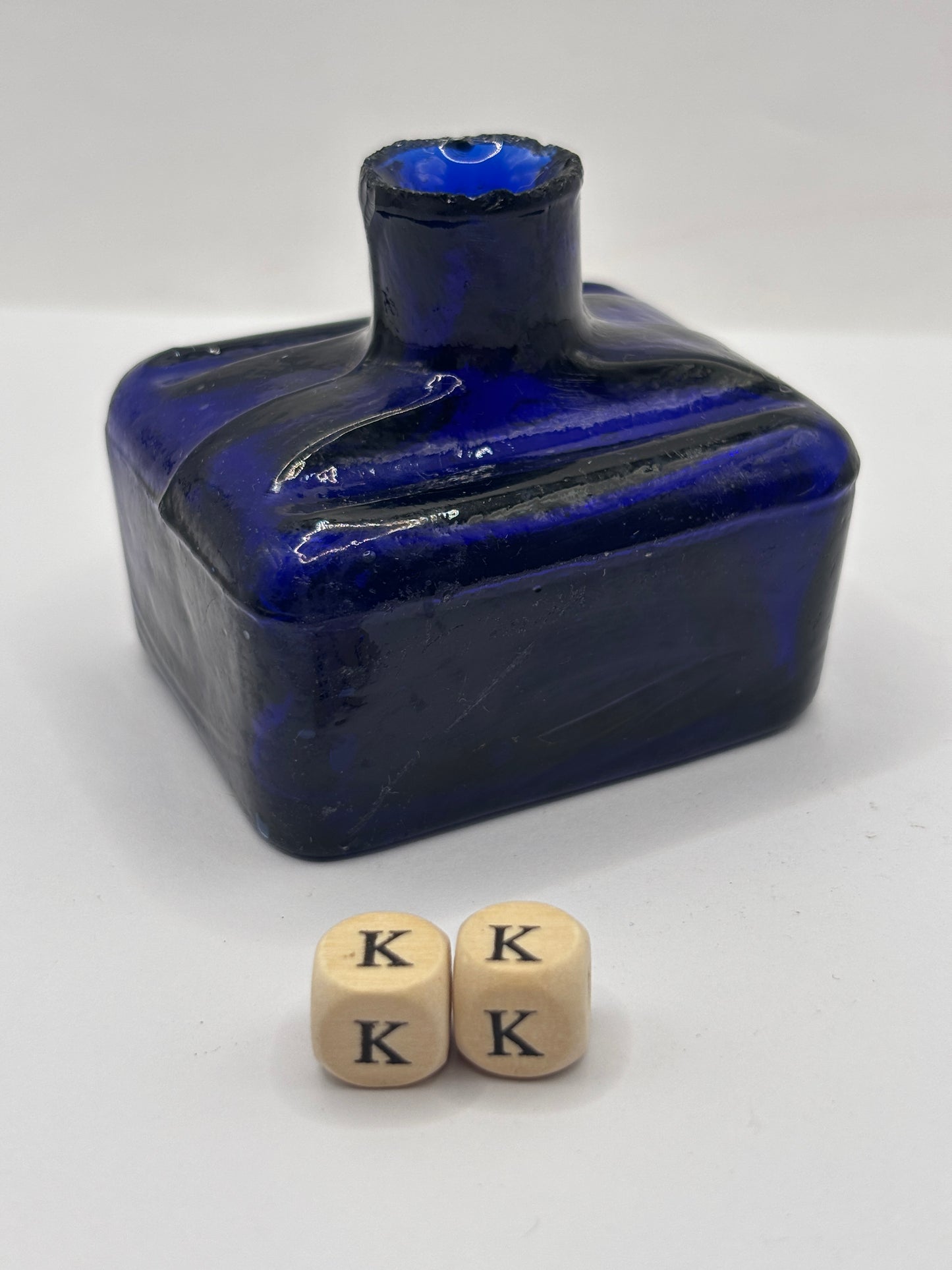 Old cobalt blue glass ink bottle, inkwell (KK)