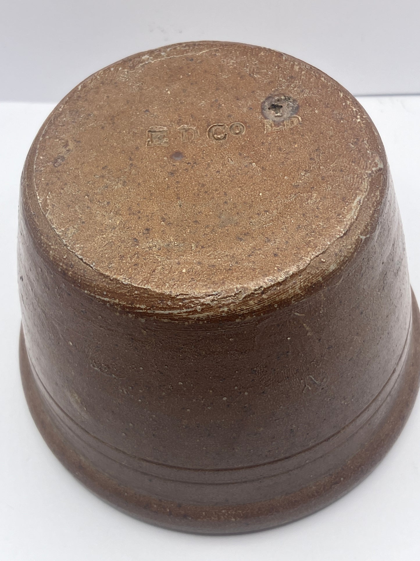 Small brown stoneware jar/bowl