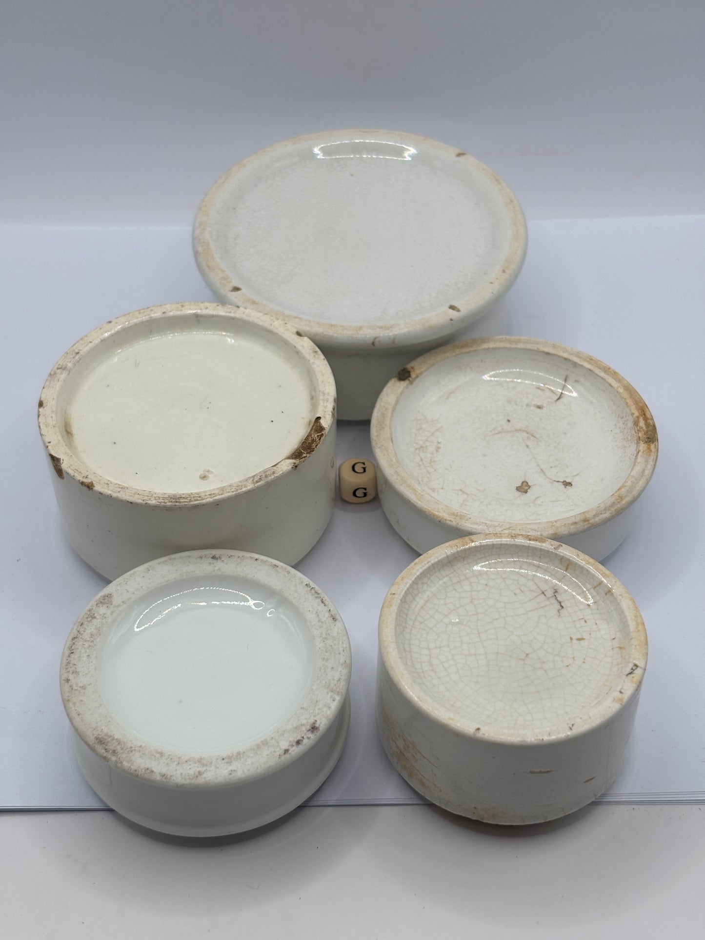 5 old stoneware bases, stackers (G) damages