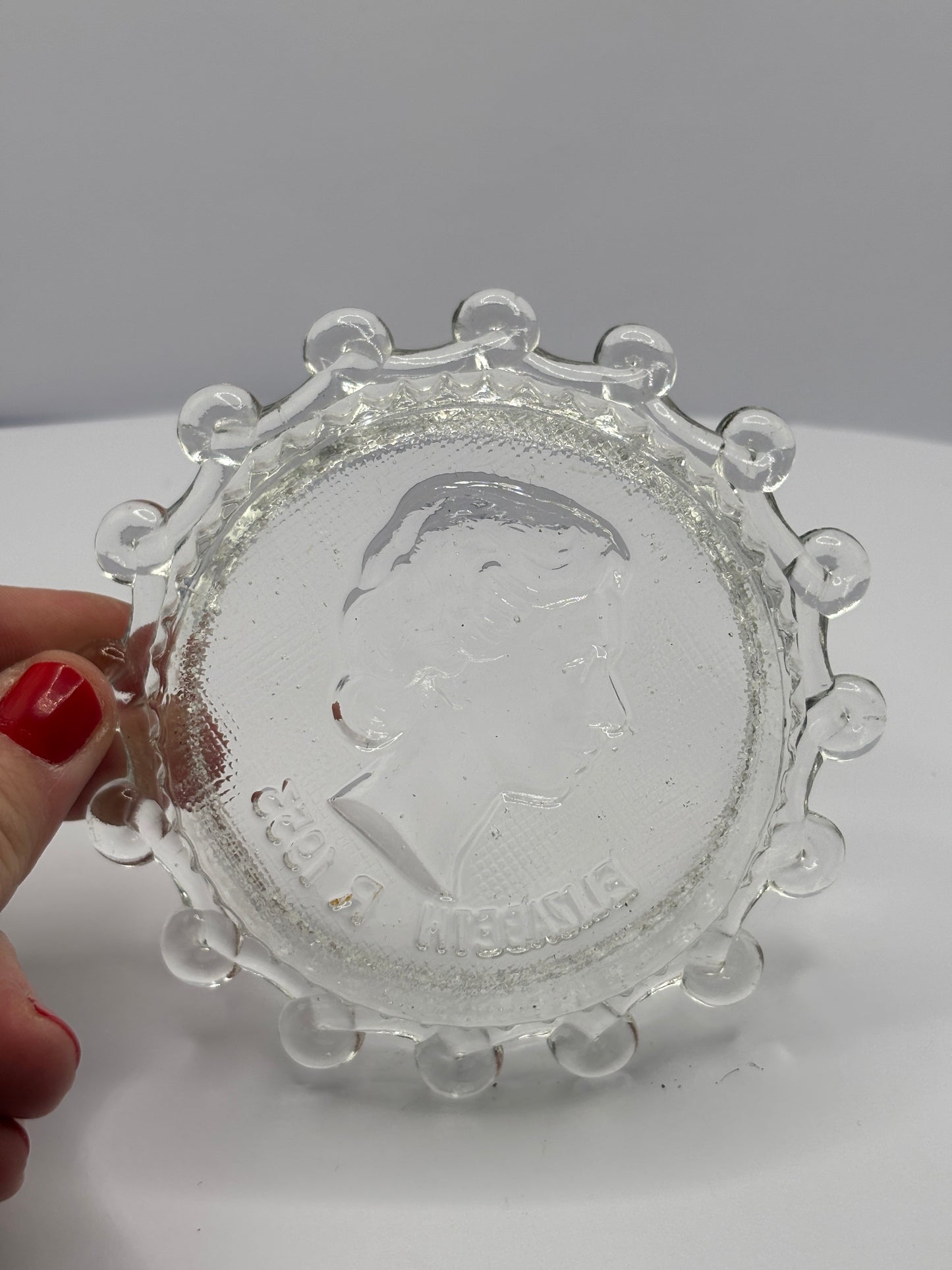 Vintage glass royalty dish/ash tray, Elizabeth