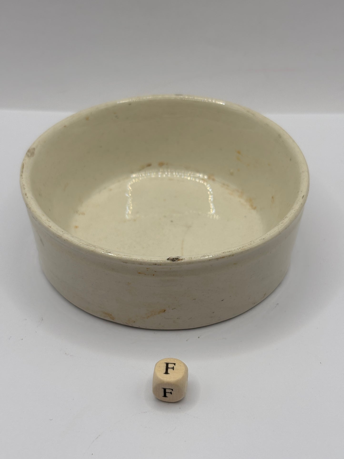 Old plain stoneware meat paste pot (f)