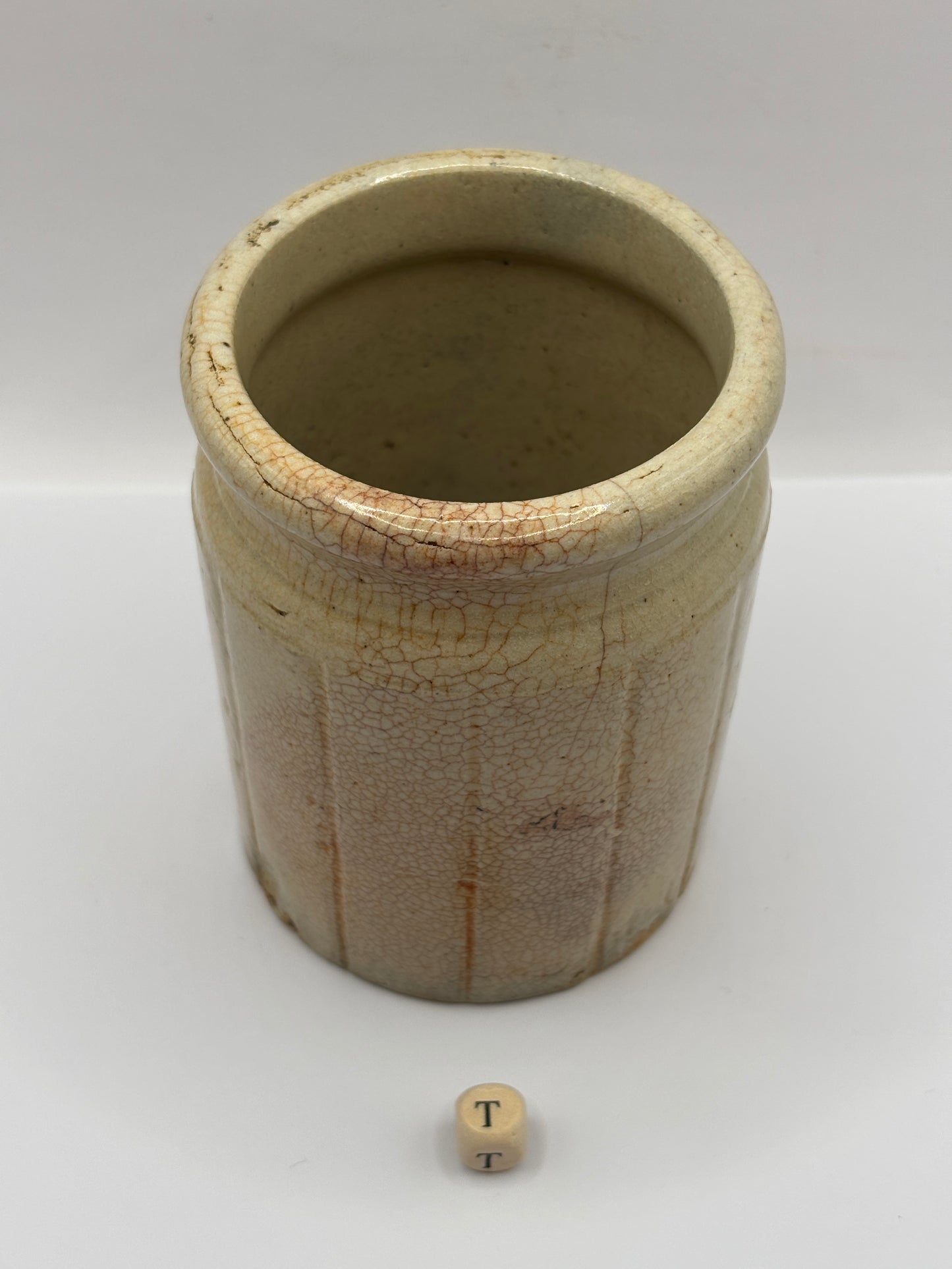 Old unusual 1lb rolled top ribbed stoneware jam pot (T)