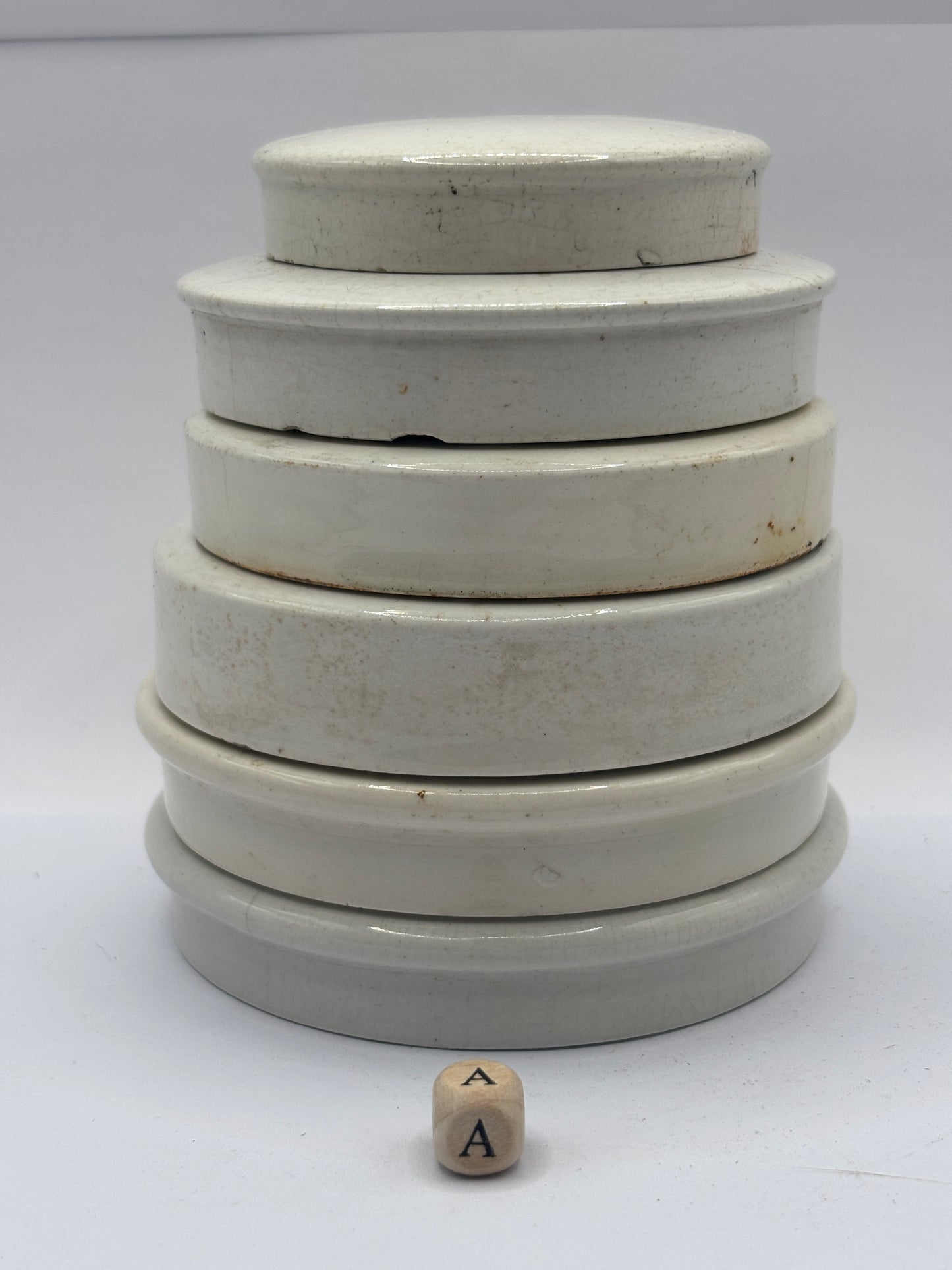 6 old plain stoneware lids, stacking lids (A)