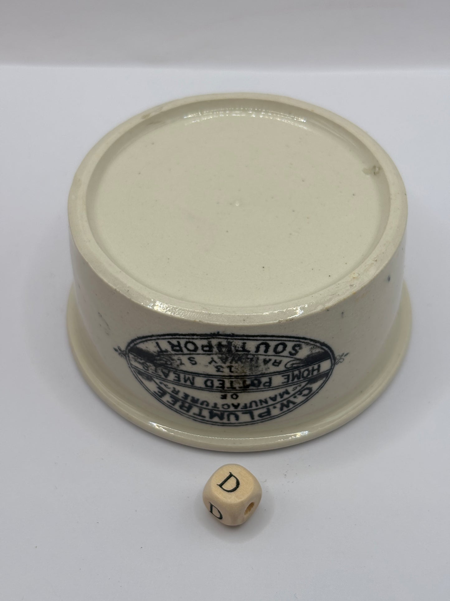 Old Plumtree advertising meat paste pot (D)