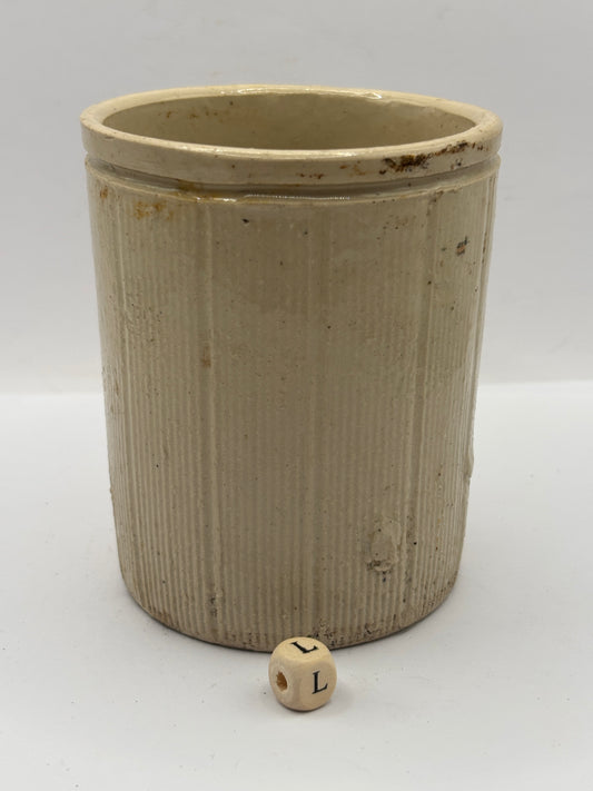 Old 1lb ribbed stoneware jam pot (L)