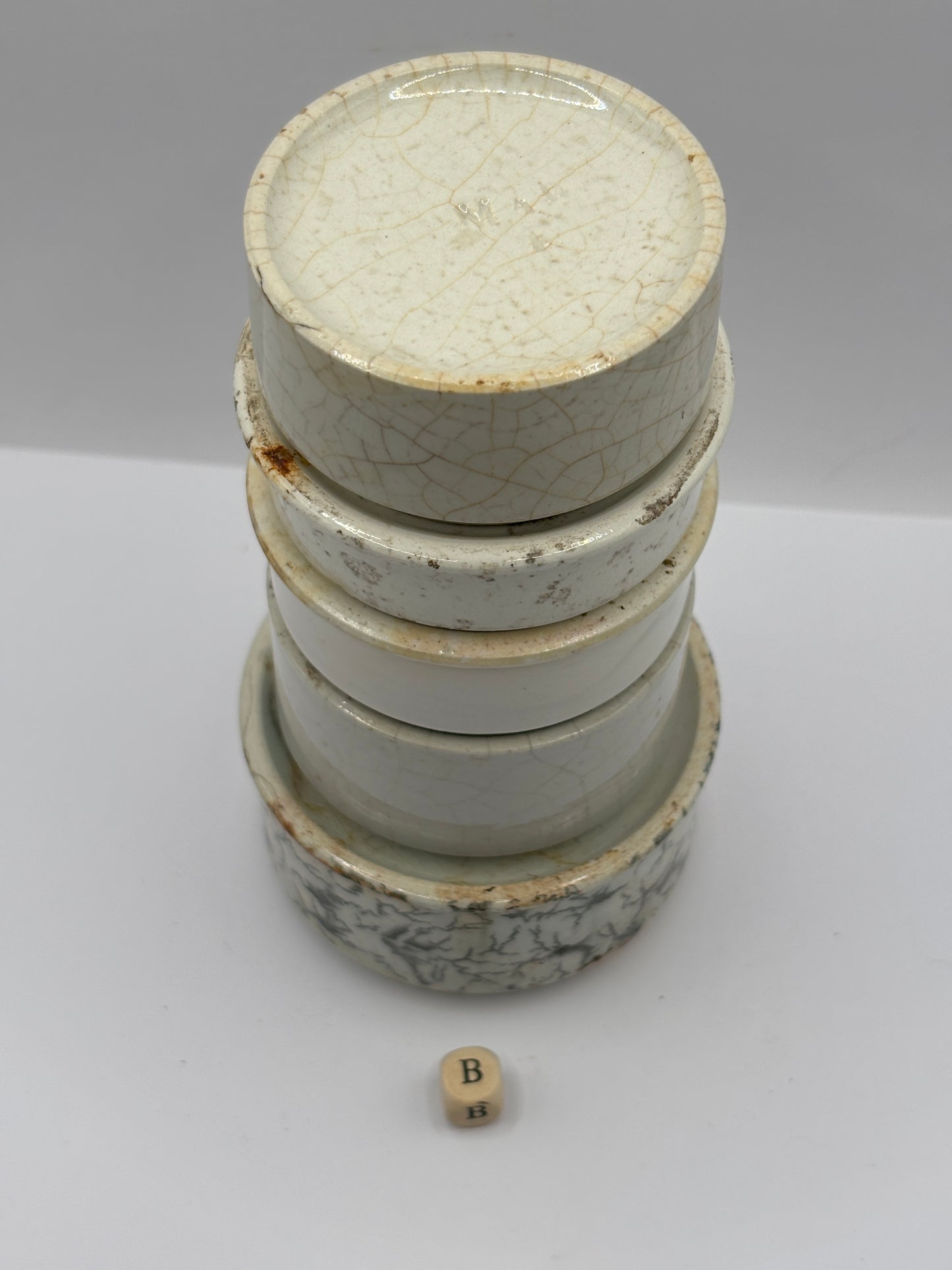 5 pot lid bases/risers/stackers (B)