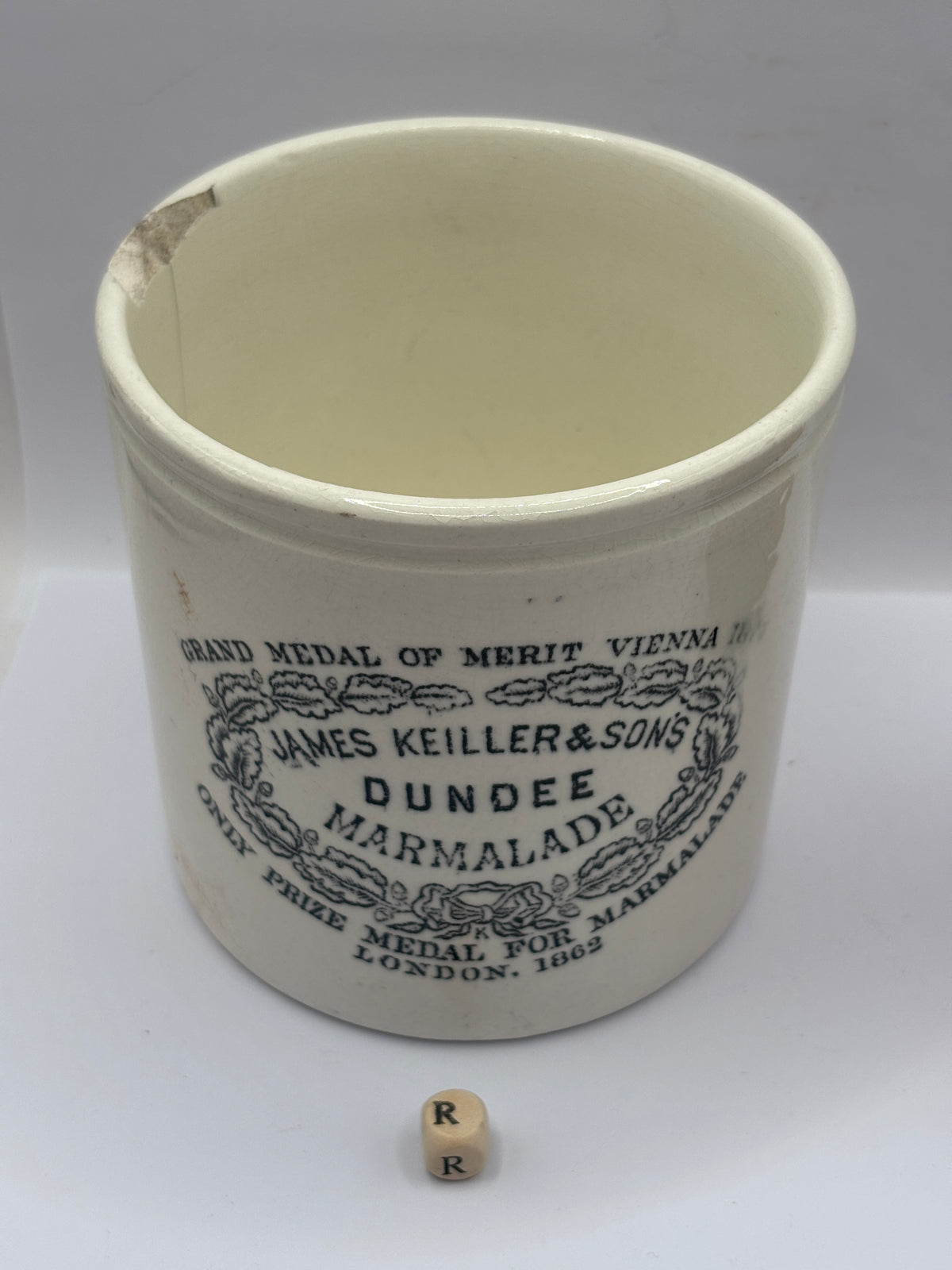 Old 2lb stoneware marmalade pot, James Keiller Dundee marmalade (R) damaged