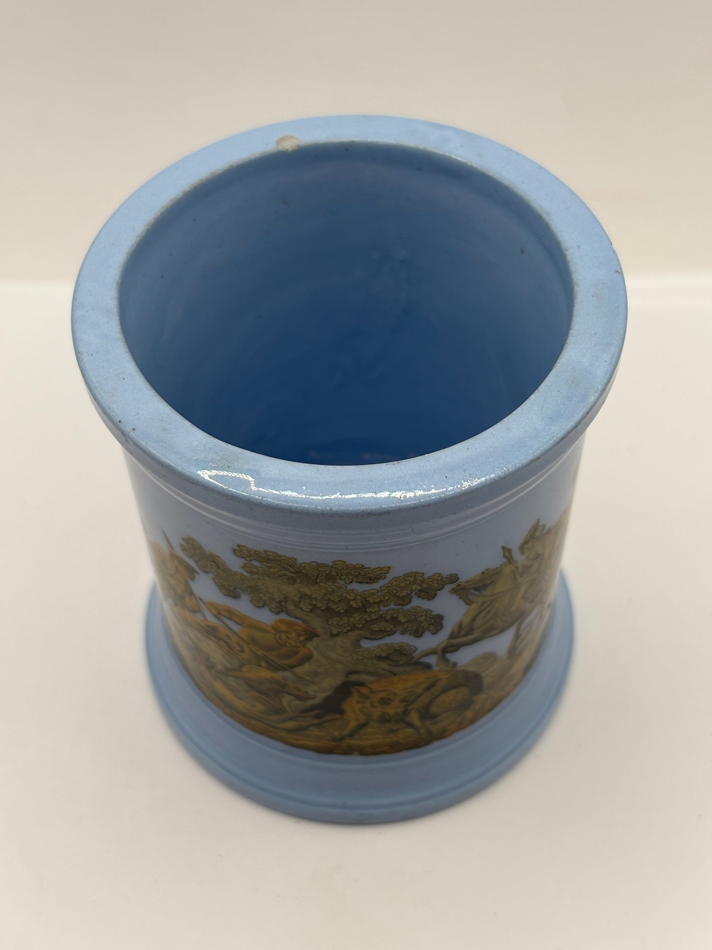 Old blue pictorial Prattware stoneware jar. Diamond reg to bottom