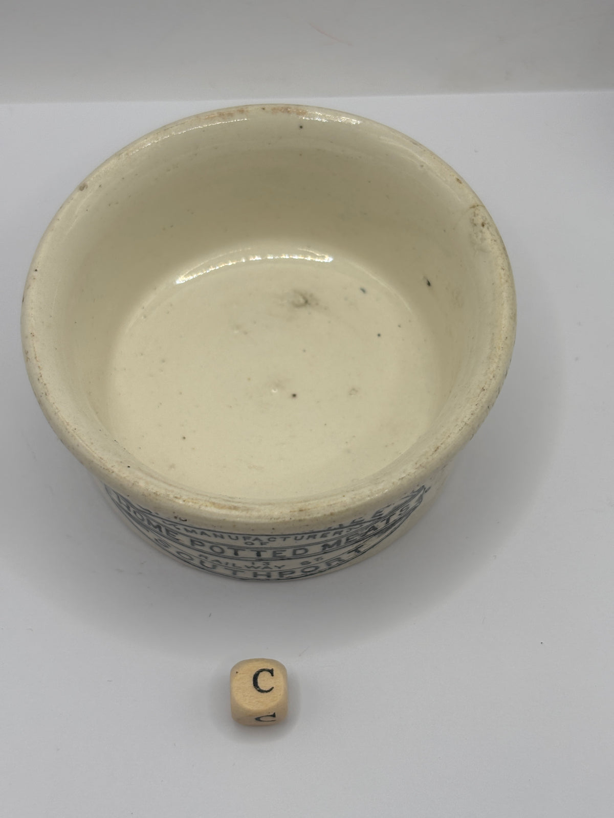 Old advertising meat paste pot, Plumtree home potted meats (c)