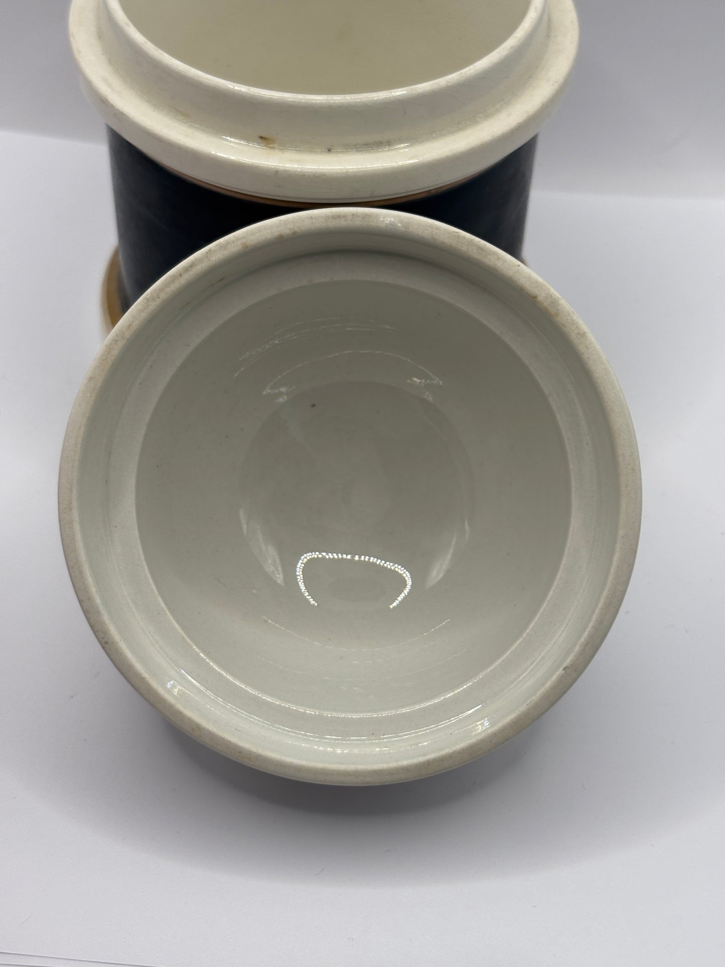 Vintage senna jar