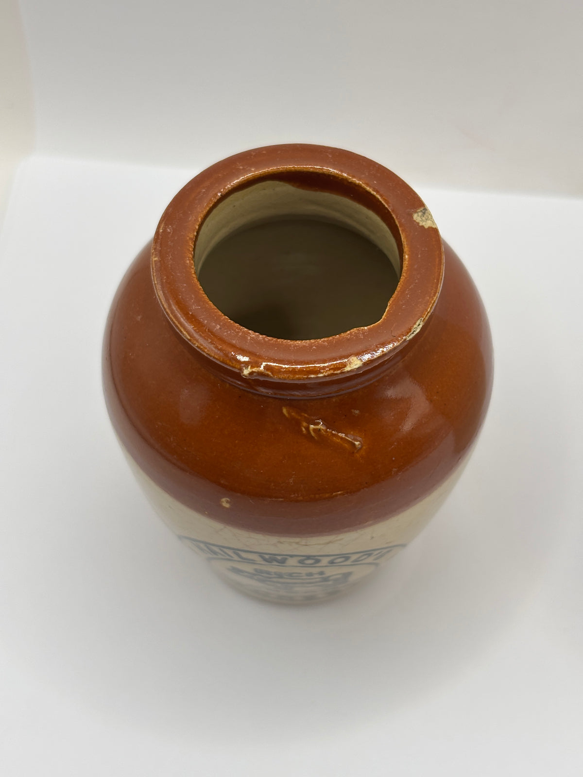 Old advertising cream pot, Hailwoods rich cream. Damaged