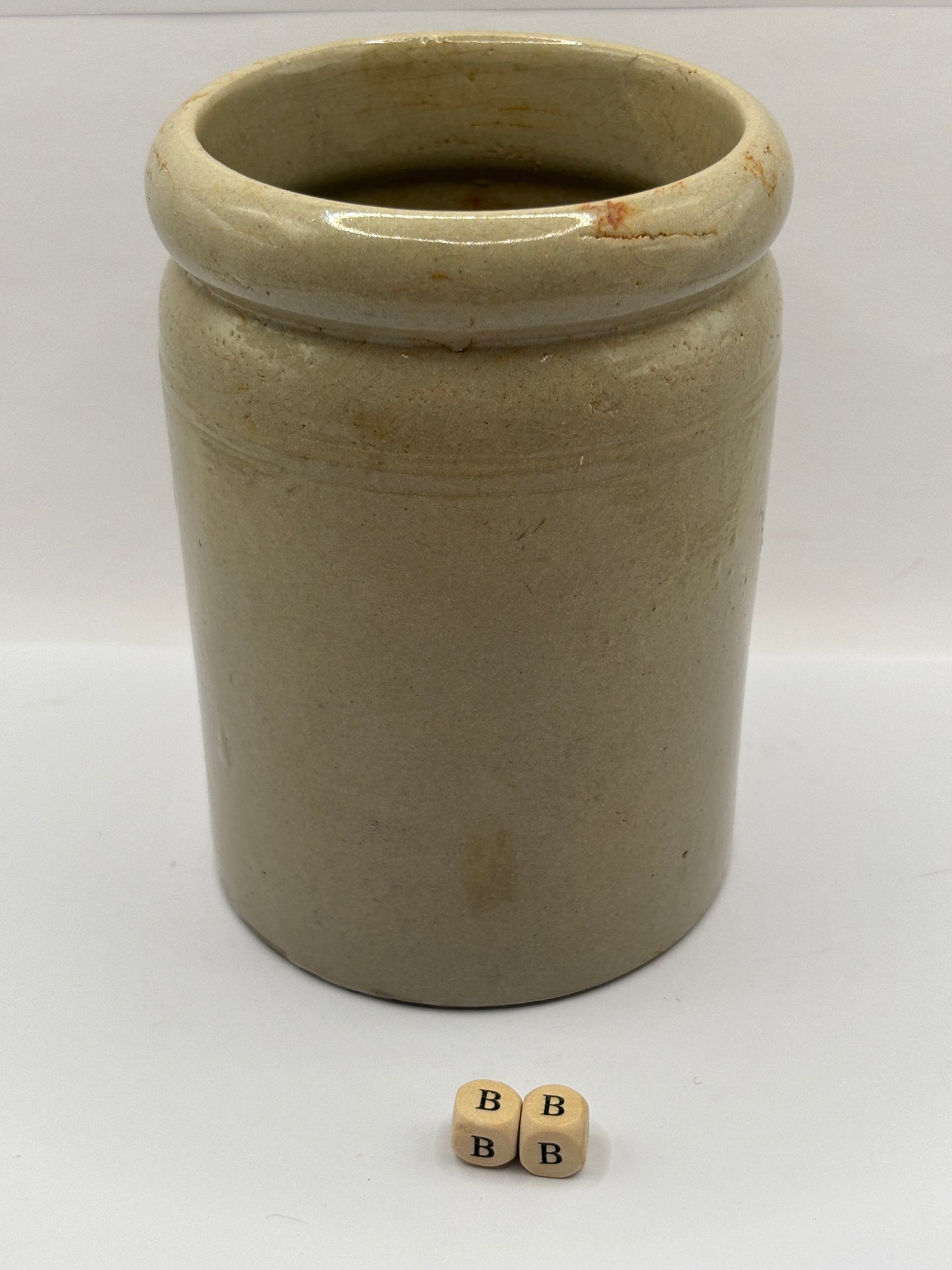 Old 2lb rolled top stoneware jam pot (BB)