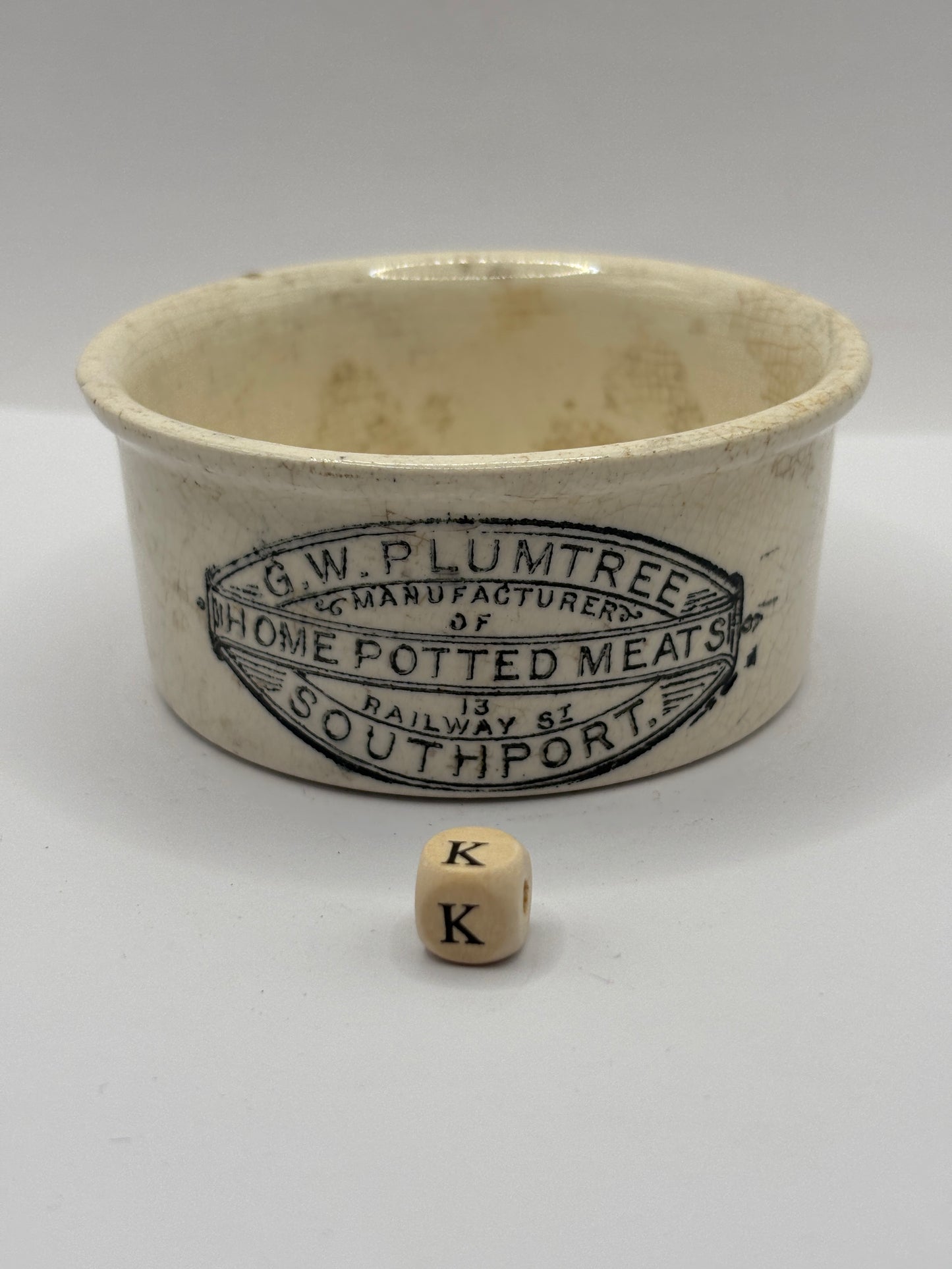 Old Plumtree advertising meat paste pot (k)