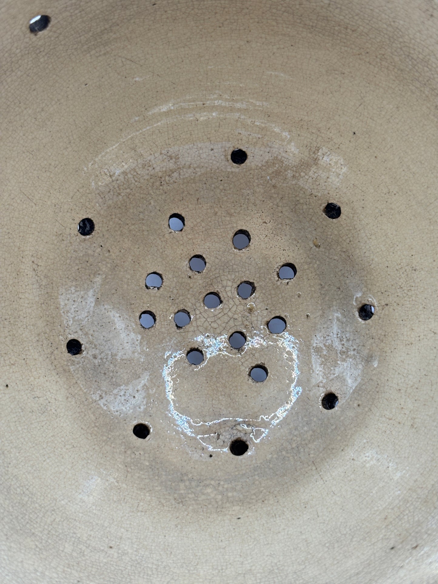 Old English stoneware strainer, crazed