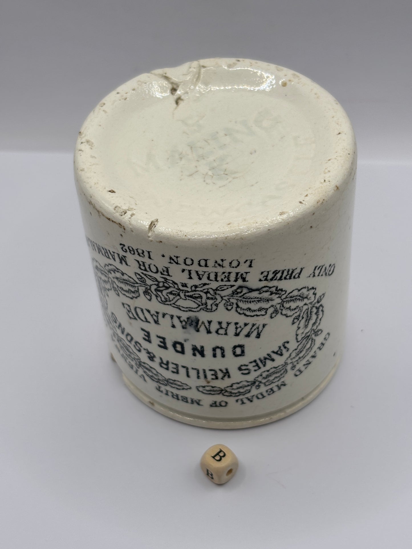 Old 1lb James Keiller Dundee marmalade jar (B) chipped