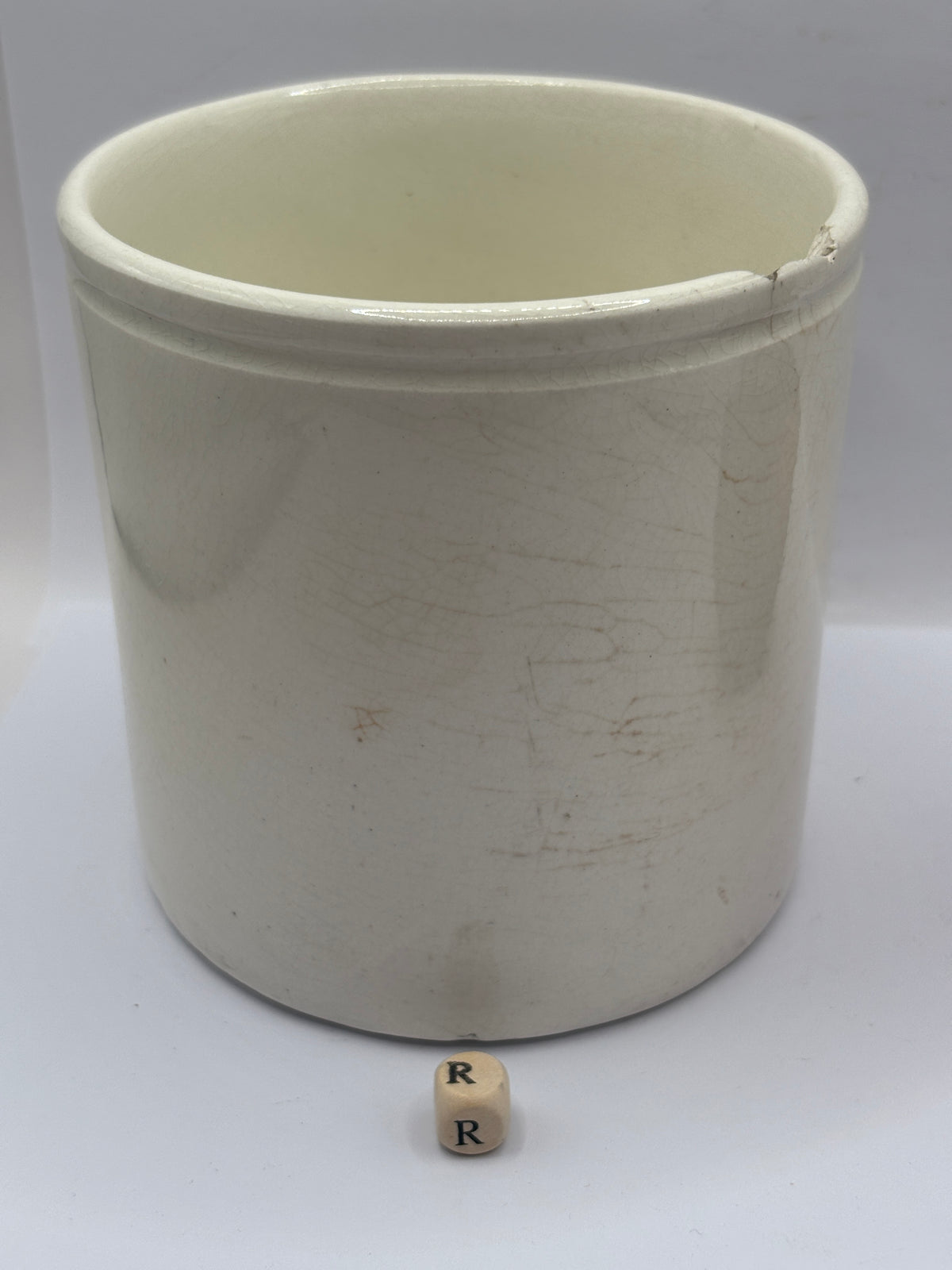 Old 2lb stoneware marmalade pot, James Keiller Dundee marmalade (R) damaged