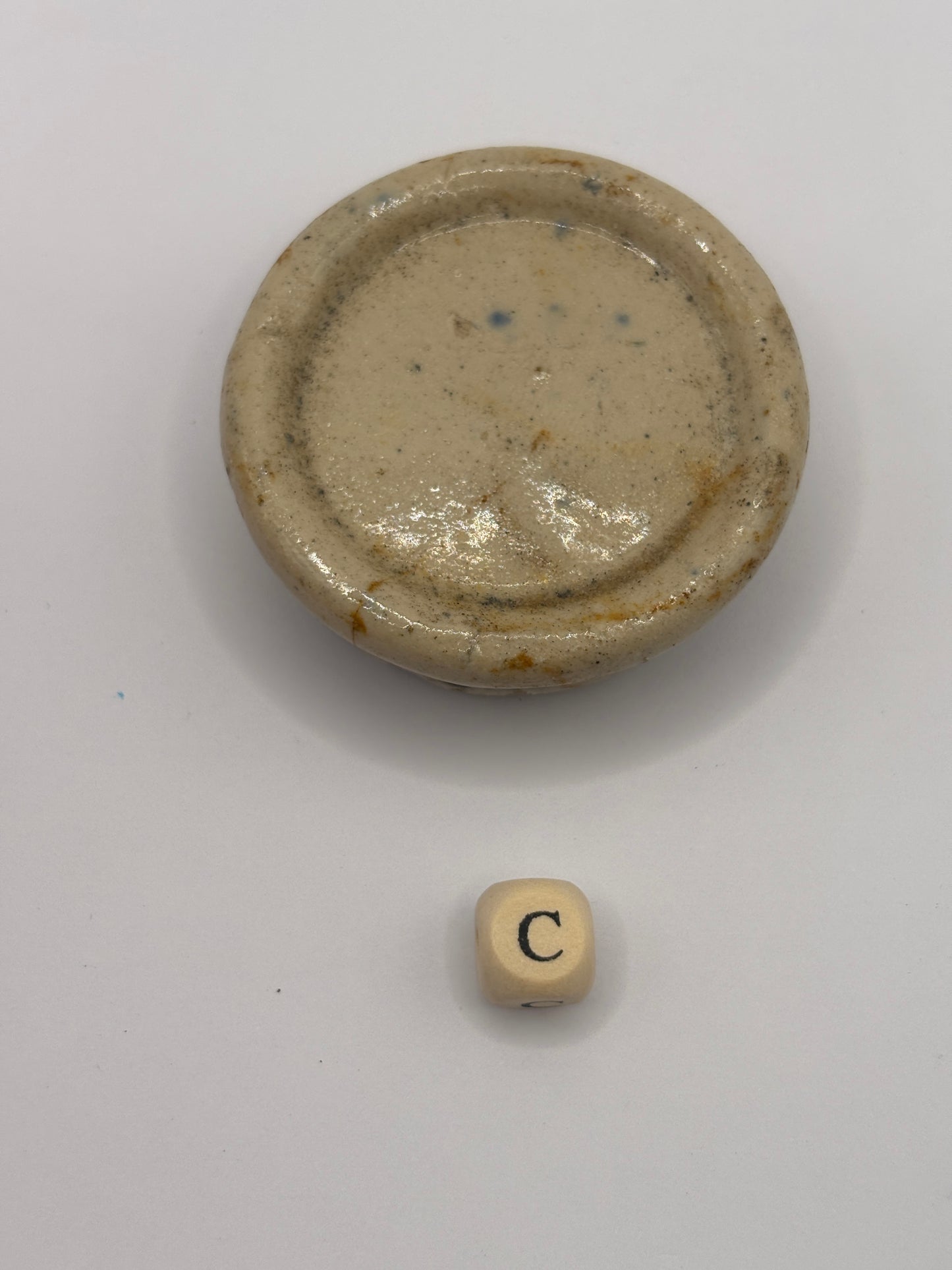 Old Singletons stoneware eye ointment (c)