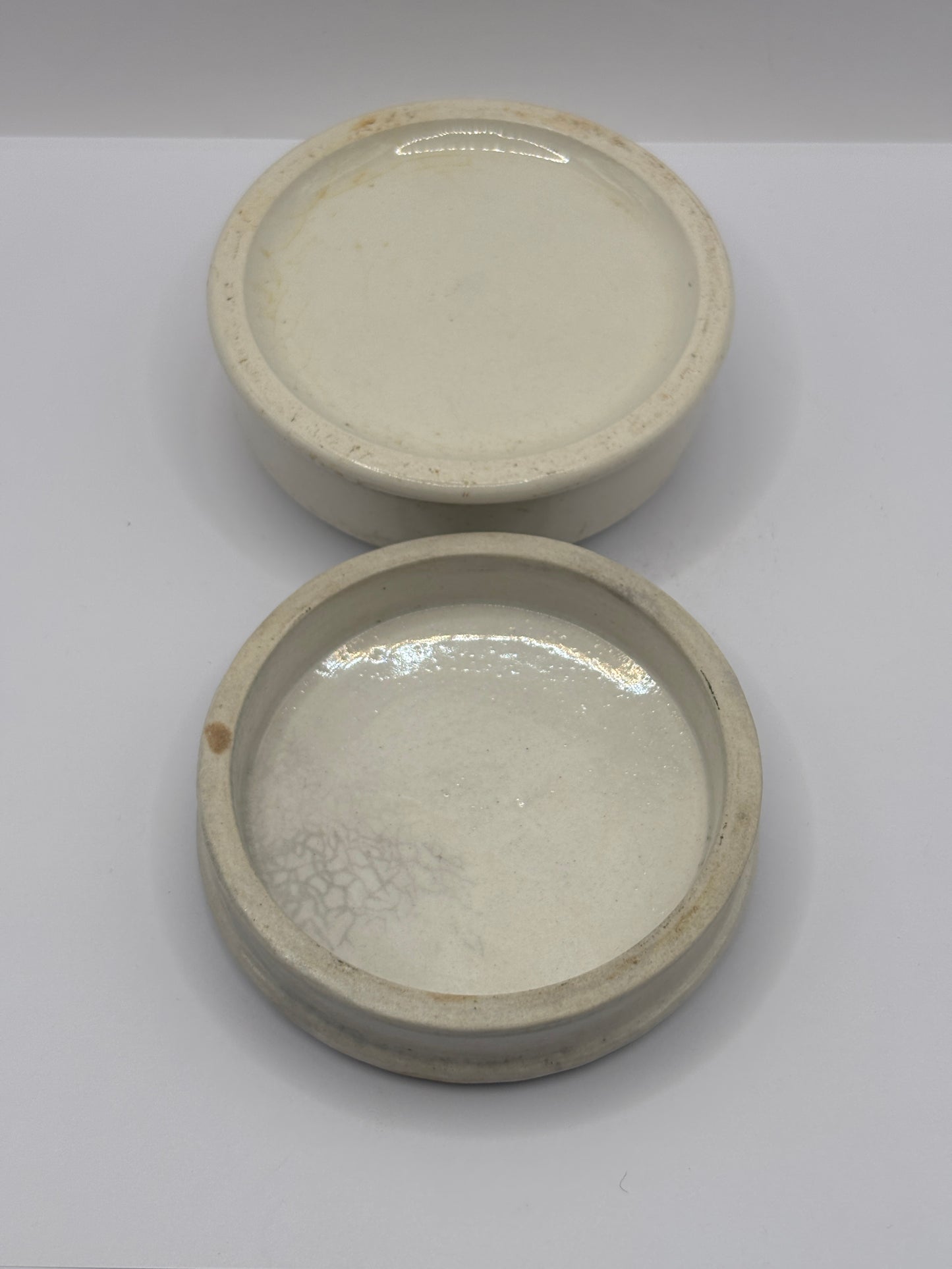 Old green print advertising lid and base, Almond shaving cream