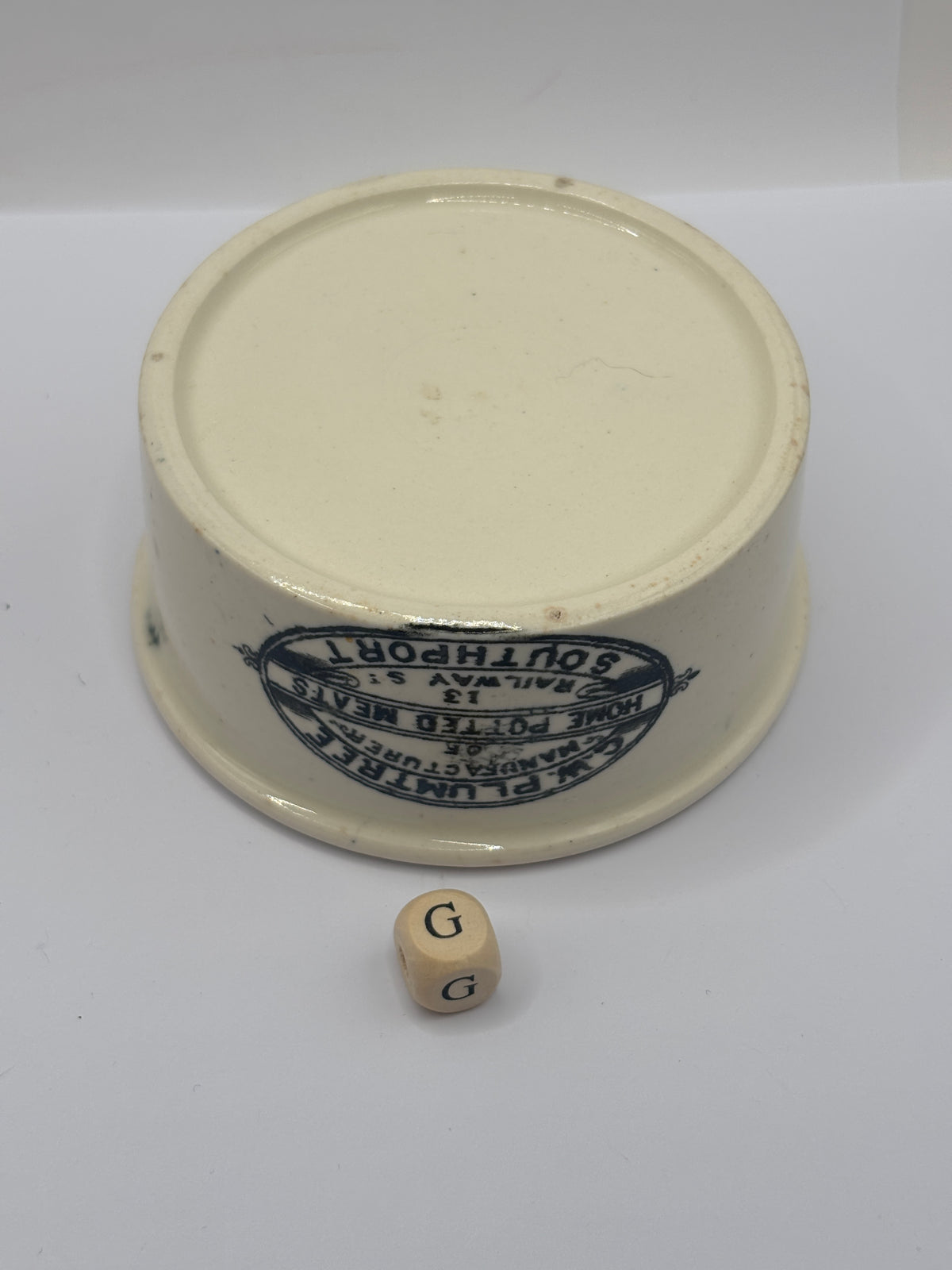Old advertising meat paste pot, Plumtree home potted meats (G)