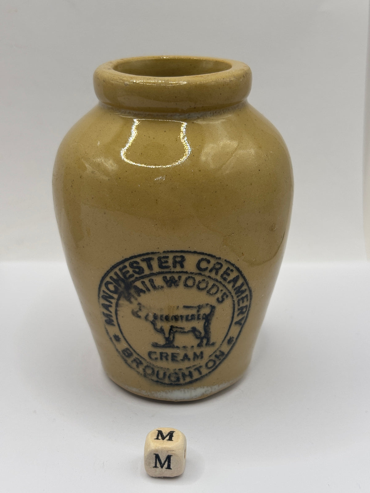 Old advertising cream pot, Hailwoods Manchester (m)