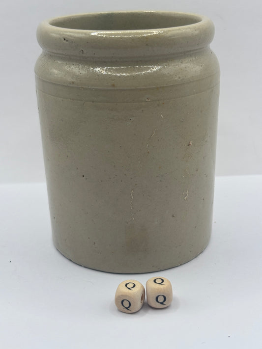 Old 1lb rolled top stoneware jam pot (QQ)