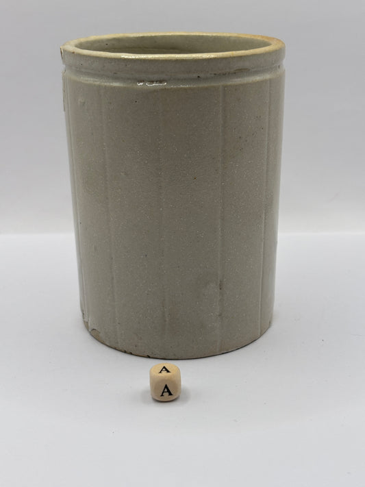 Old 1lb ribbed stoneware jam pot (a)