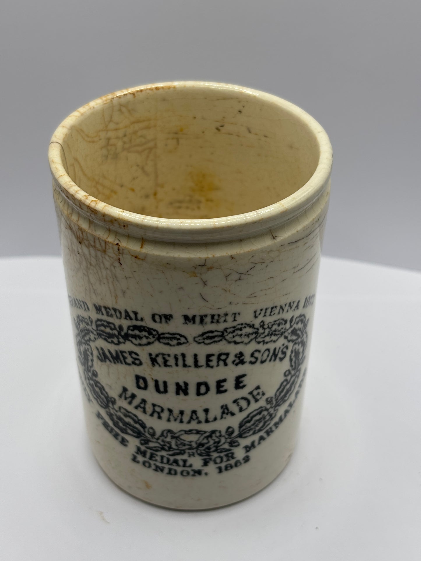 Old 1lb James Keiller Dundee marmalade jar. Hairline