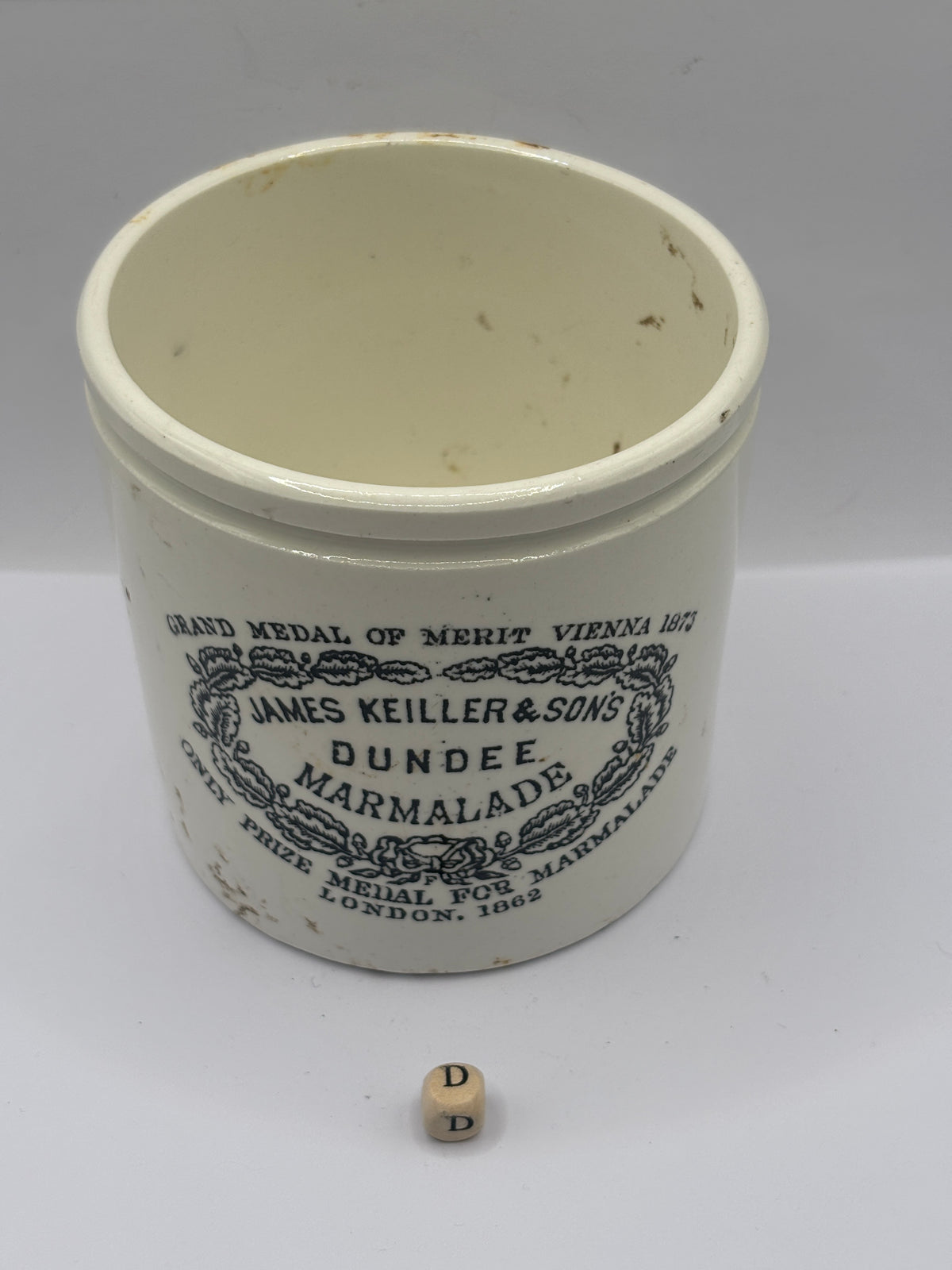 Old 2lb stoneware marmalade pot, James Keiller Dundee marmalade (D)